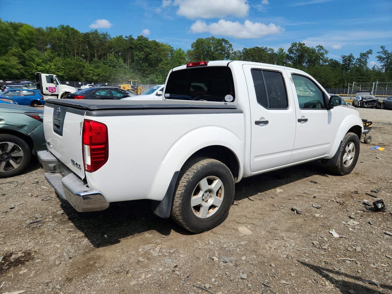 2006 Nissan Frontier Se White vin: 1N6AD07W56C415645