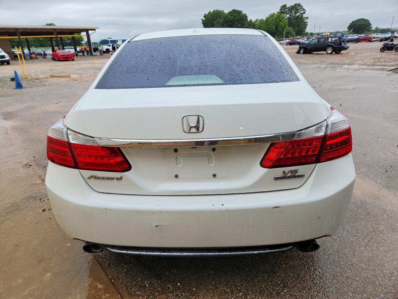 2014 Honda Accord Touring White vin: 1HGCR3F96EA013543