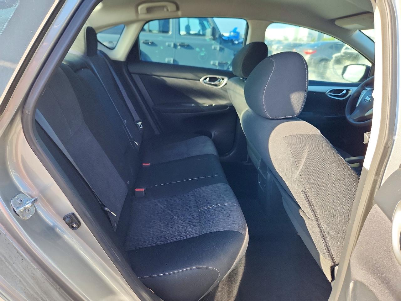 2014 Nissan Sentra Sv Серый vin: 3N1AB7AP9EY264062