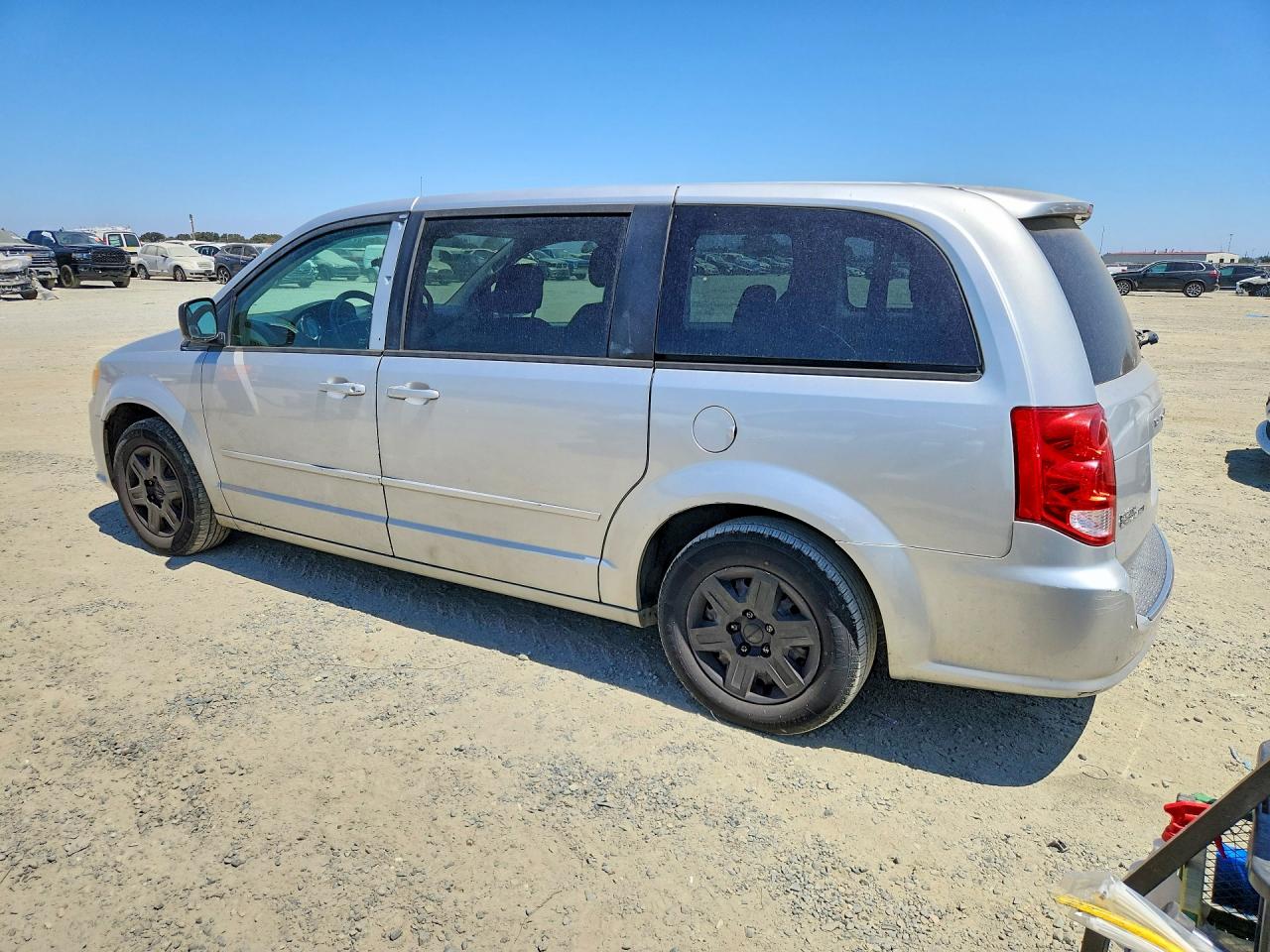 2011 Dodge Grand Caravan Express Silver vin: 2D4RN4DG7BR700391