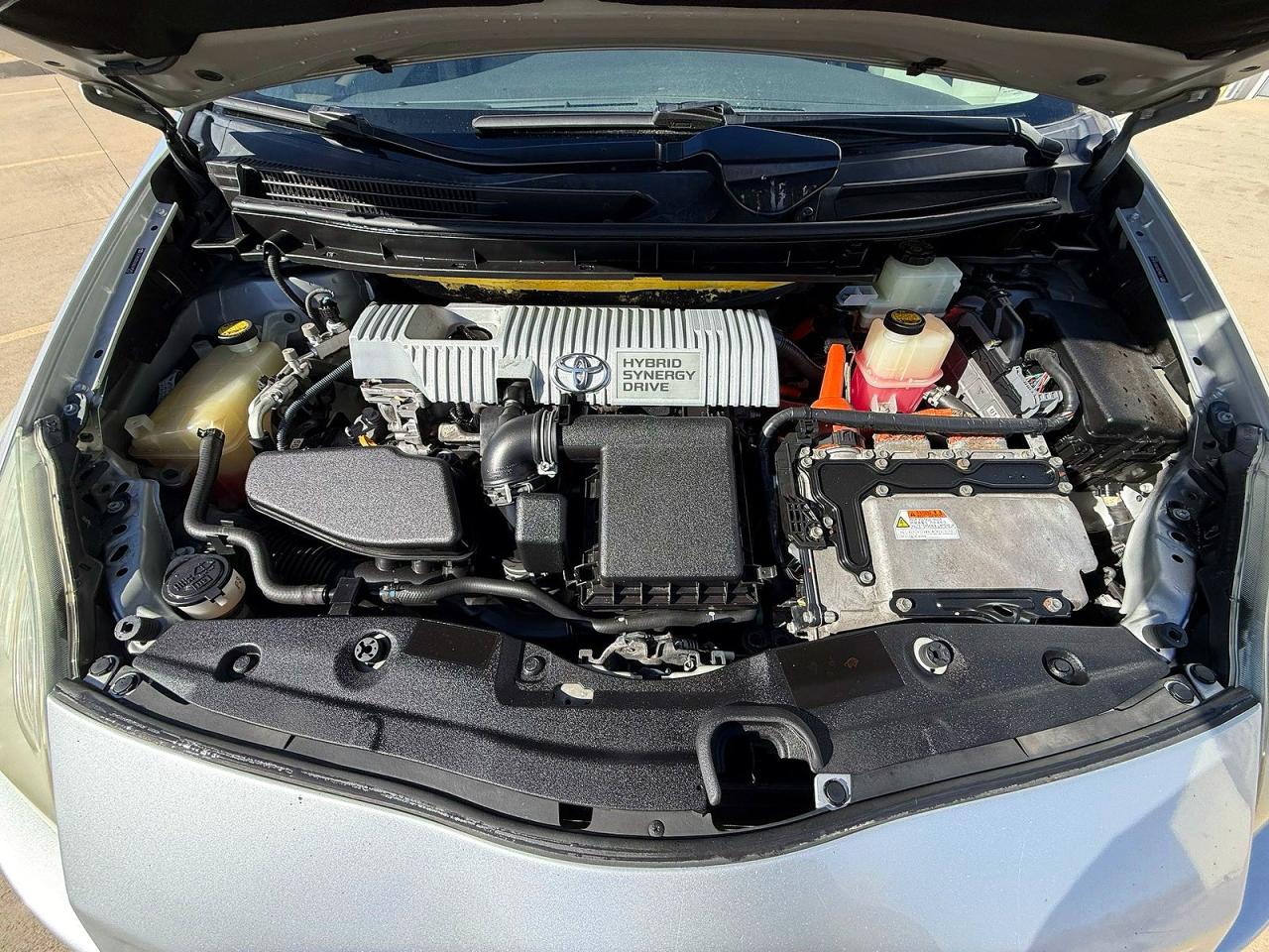 2010 Toyota Prius Iii Silver vin: JTDKN3DUXA0145492