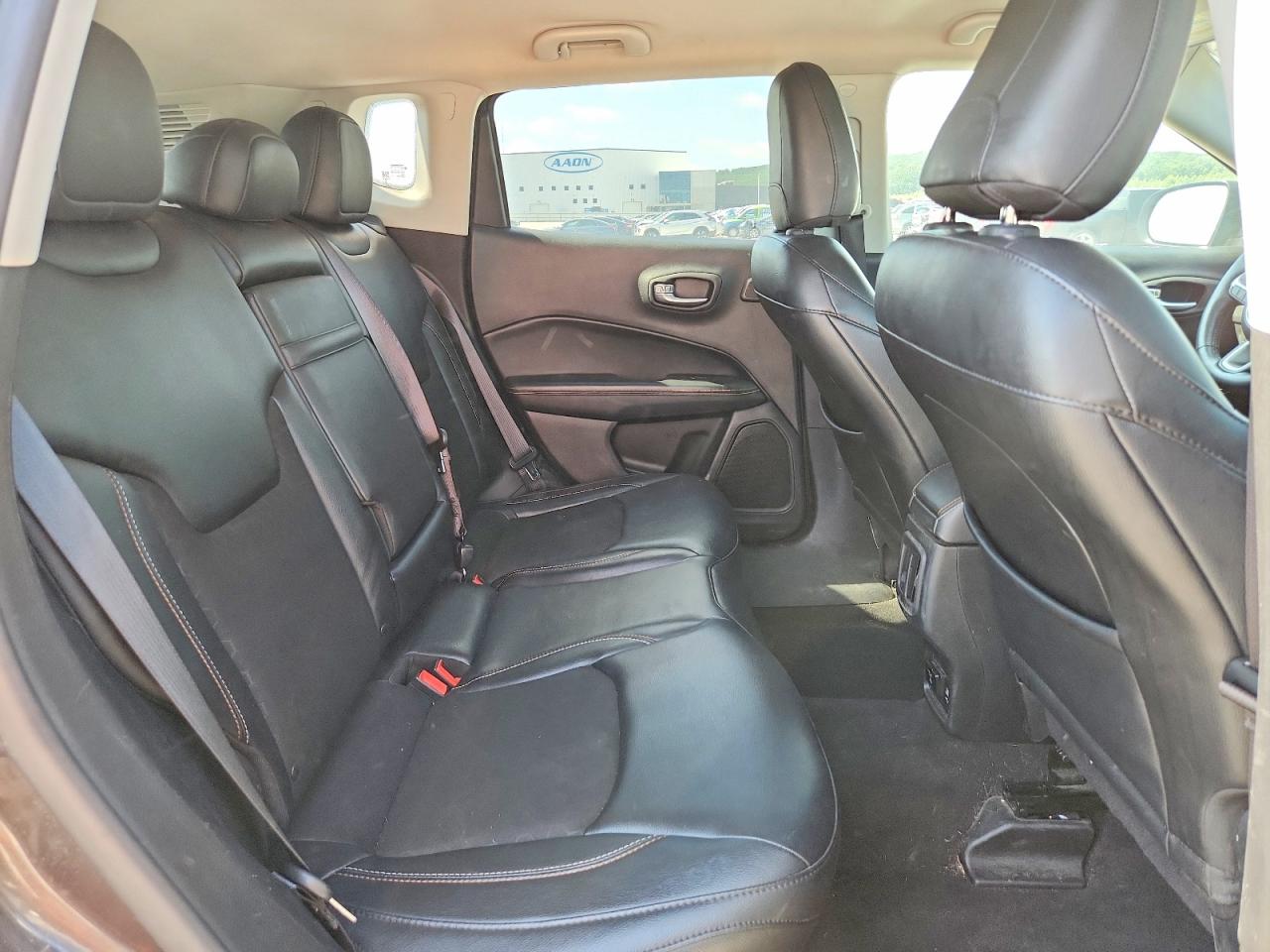 2017 Jeep Compass Latitude Серый vin: 3C4NJDBB3HT629176