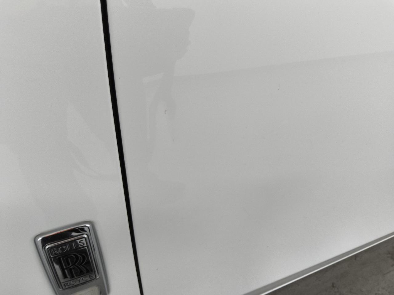 2021 Rolls-royce Ghost White vin: SCATV0C06MU204382 Damage: Left Front Door, Chipped, 2