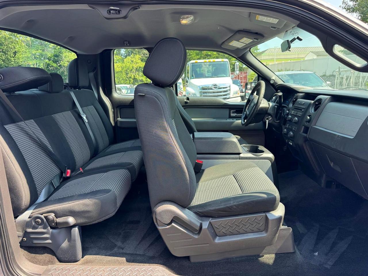 2014 Ford F150 Super Cab Gray vin: 1FTFX1EF0EFB91867