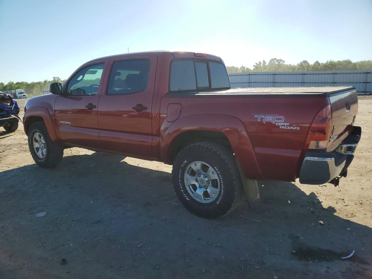 2007 Toyota Tacoma Double Cab Red vin: 5TELU42N97Z368687