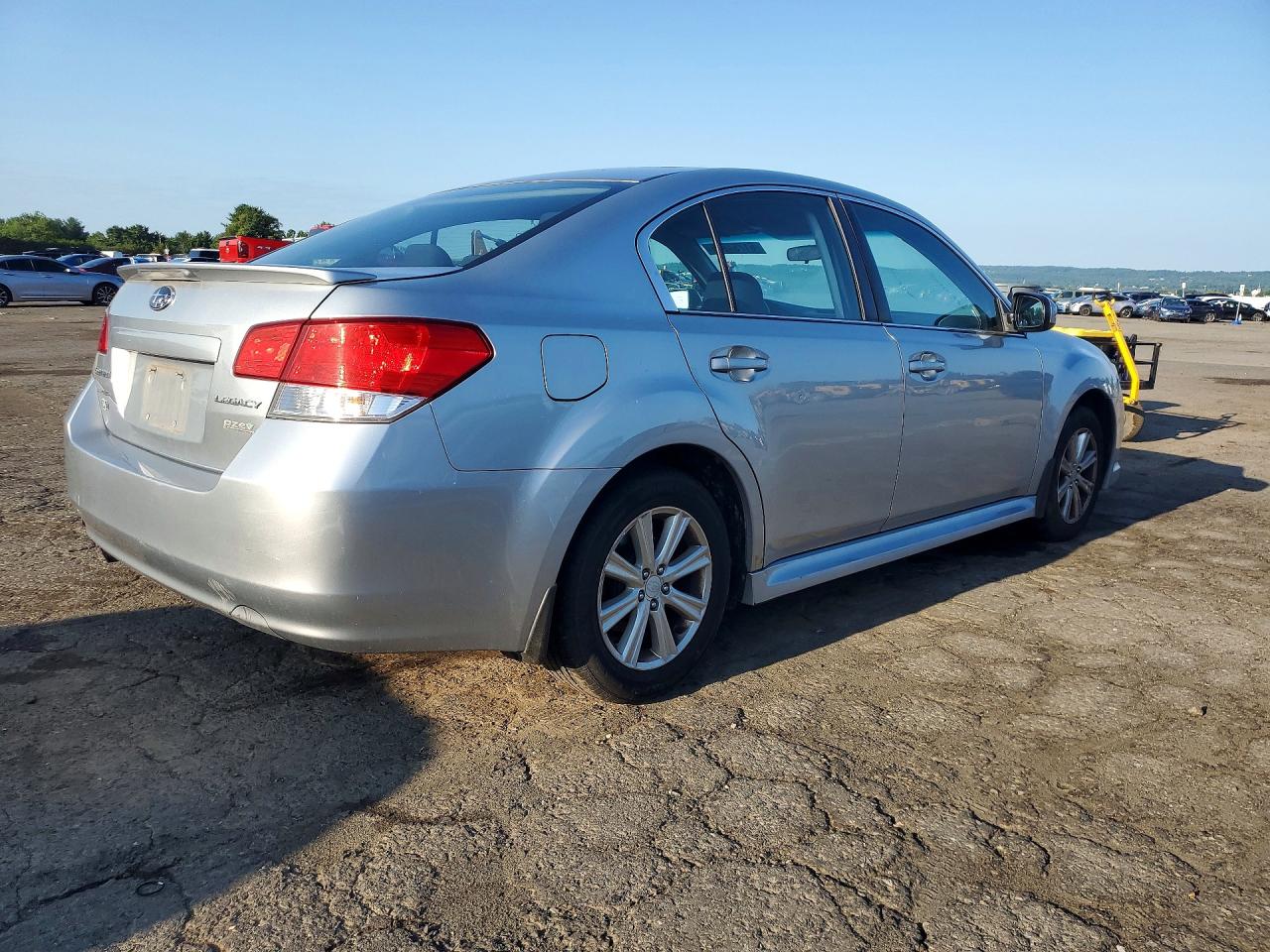 2012 Subaru Legacy 2.5i Silver vin: 4S3BMBA63C3026624