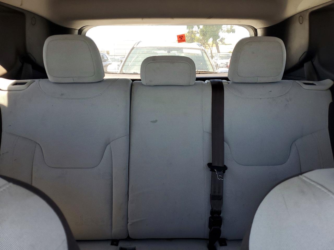 2015 Jeep Renegade Latitude Silver vin: ZACCJABT0FPB67794