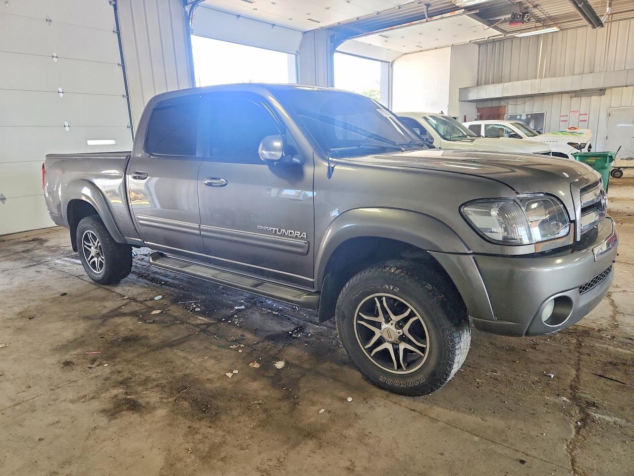 2006 Toyota Tundra Double Cab Sr5 Gray vin: 5TBDT44136S543098