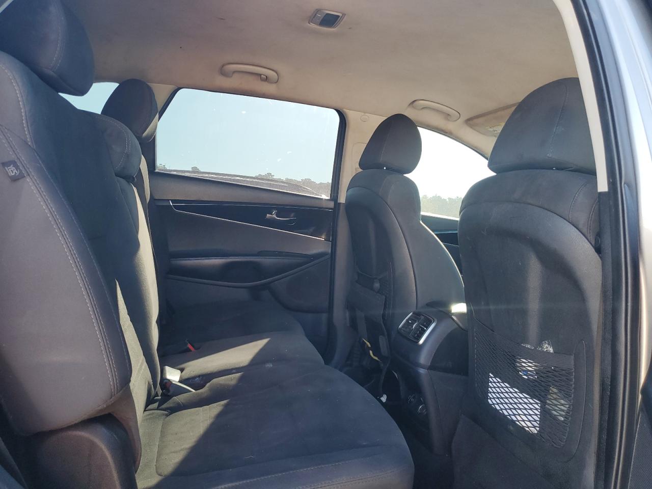 2019 Kia Sorento Lx Gray vin: 5XYPG4A5XKG548192