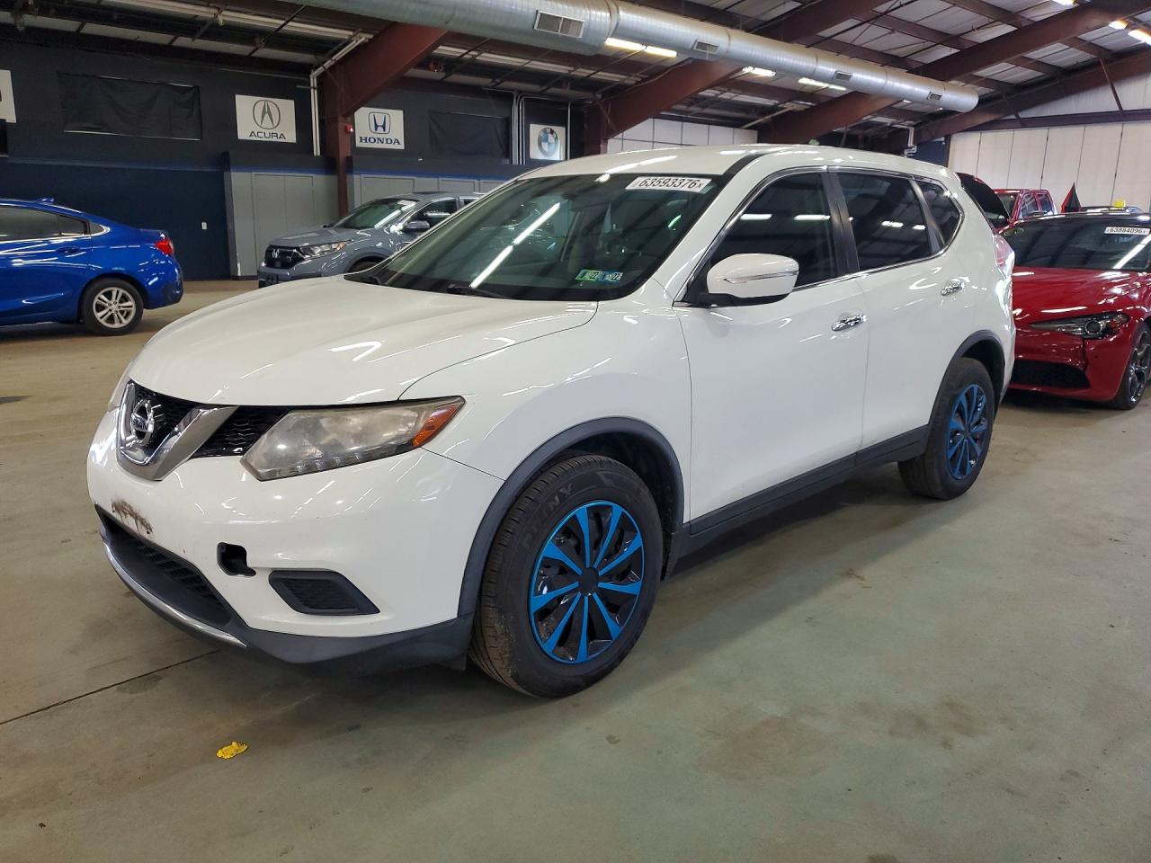 2015 Nissan Rogue S White vin: KNMAT2MV7FP589481
