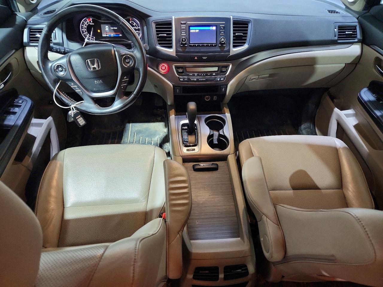 2019 Honda Ridgeline Rtl White vin: 5FPYK3F56KB036014