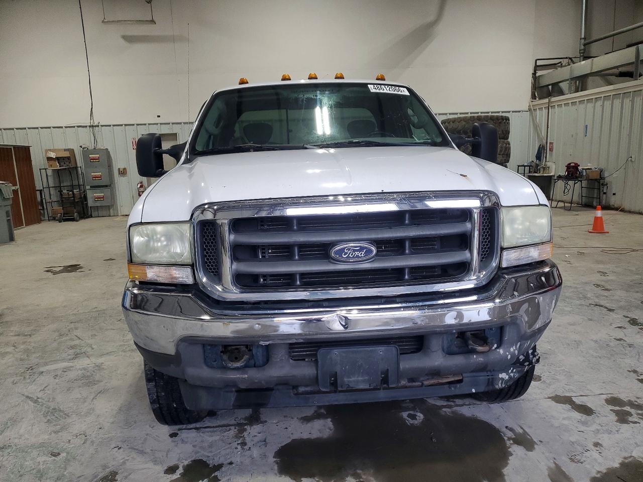 2004 Ford F250 Super Duty White vin: 1FTNX21L24EE08501