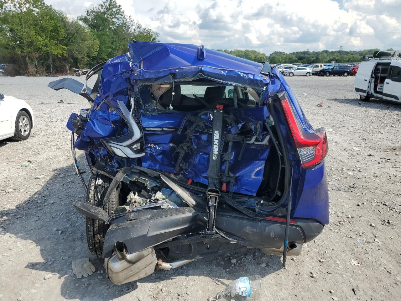 2023 Honda Crv Awd Blue vin: 7FARS4H29PE018995
