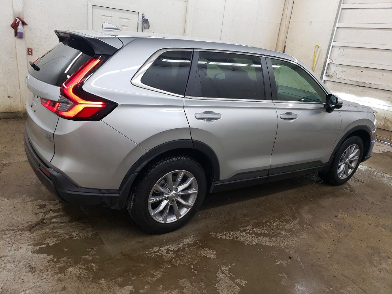 2025 Honda Cr-v Exl Silver vin: 7FARS4H73SE017393