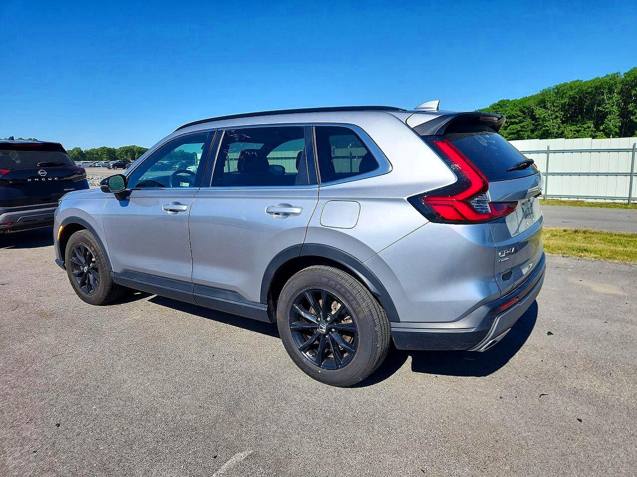 2023 Honda Cr-v Sport Silver vin: 7FARS6H51PE010699