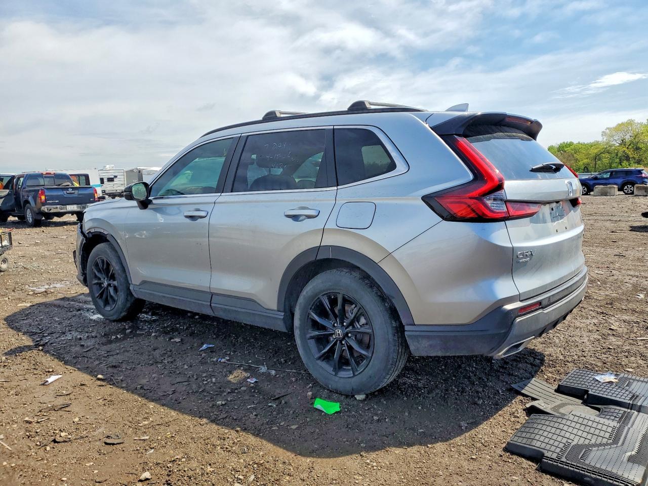 2025 Honda Cr-v Sport-l Silver vin: 7FARS6H81SE033547