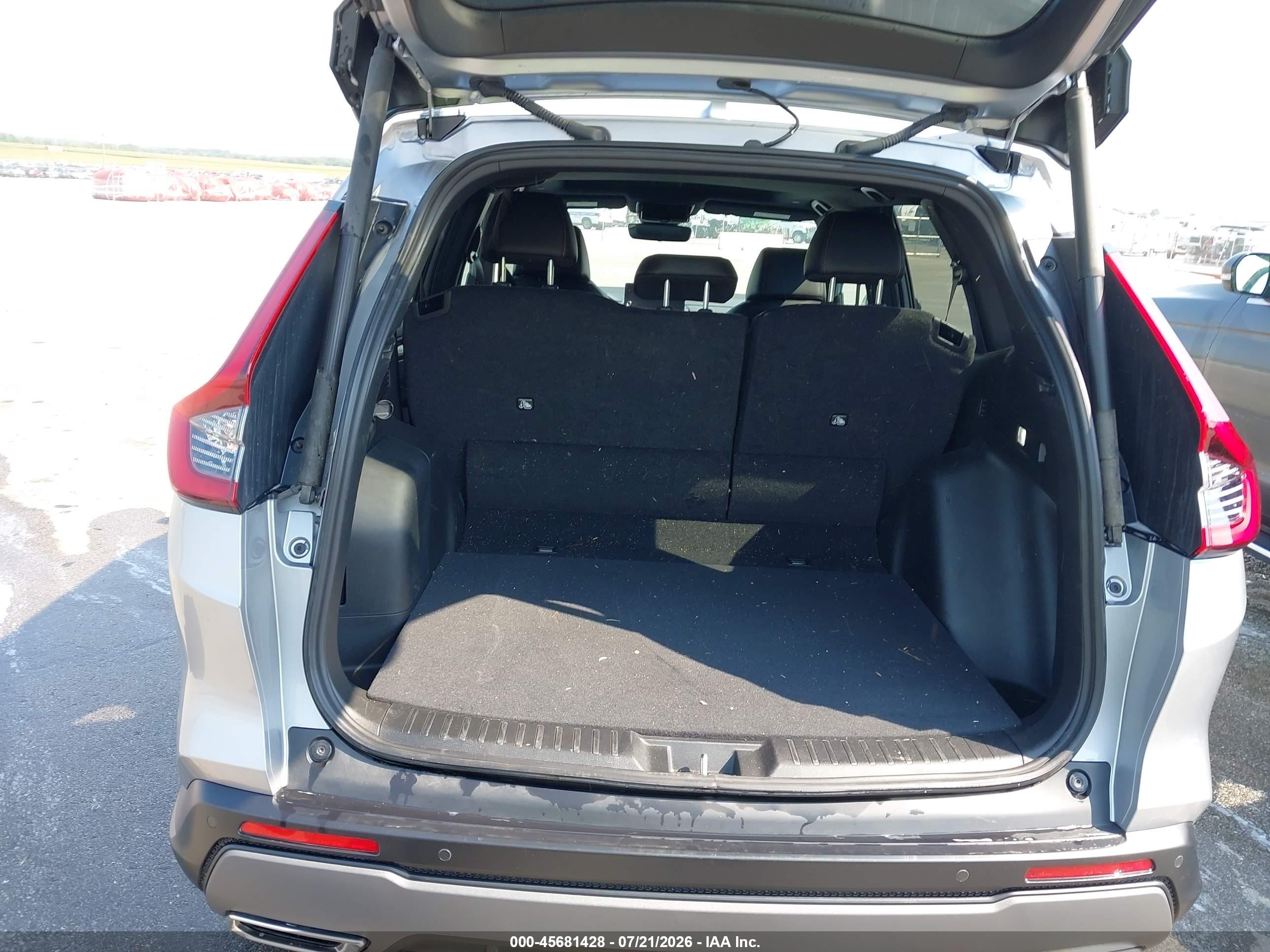2025 Honda Cr-v Hybrid Sport-l Silver vin: 7FARS6H87SE099231