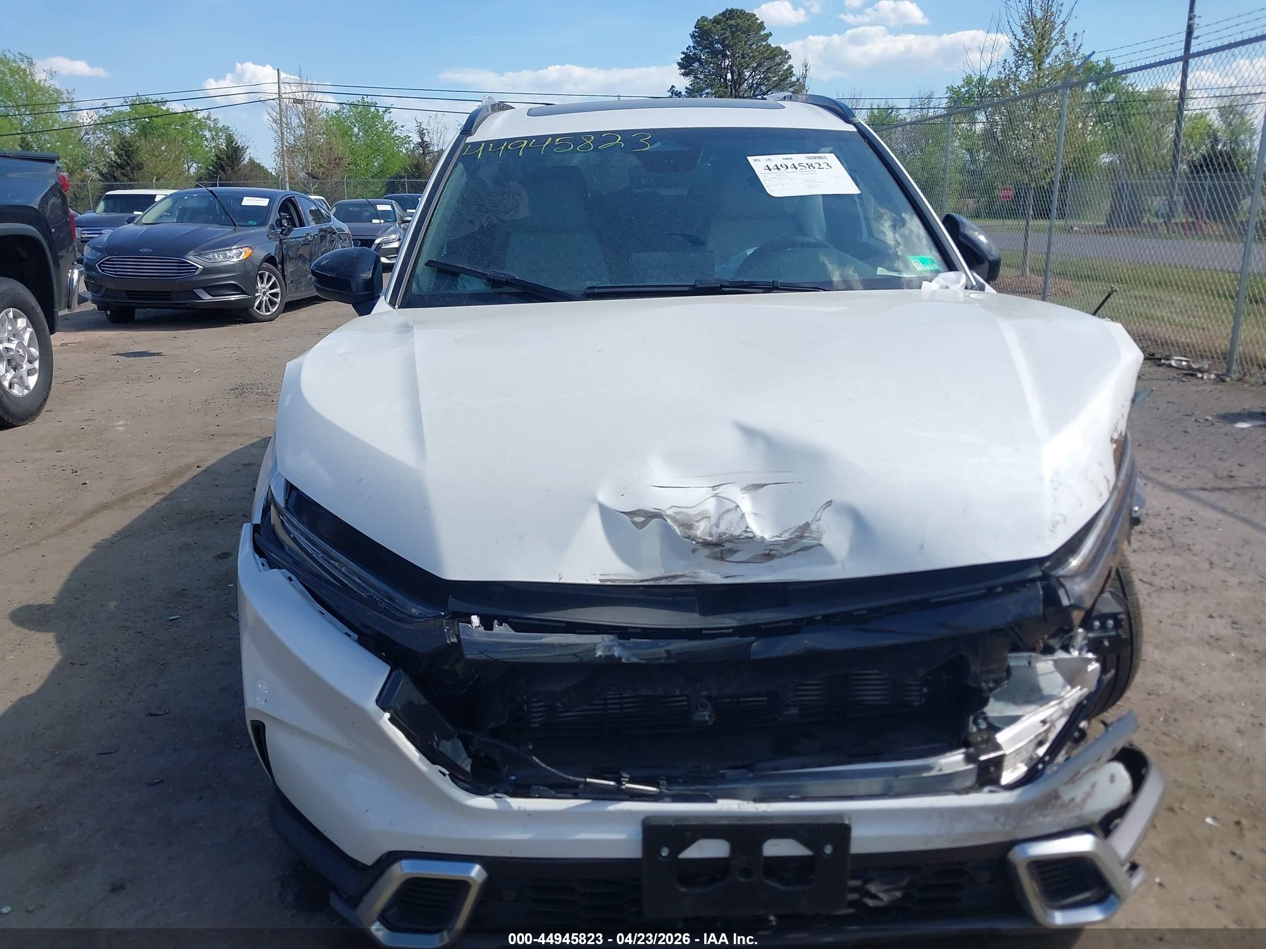 2026 Honda Cr-v Hybrid Awd Sport Touring White vin: 7FARS6H93TE071422