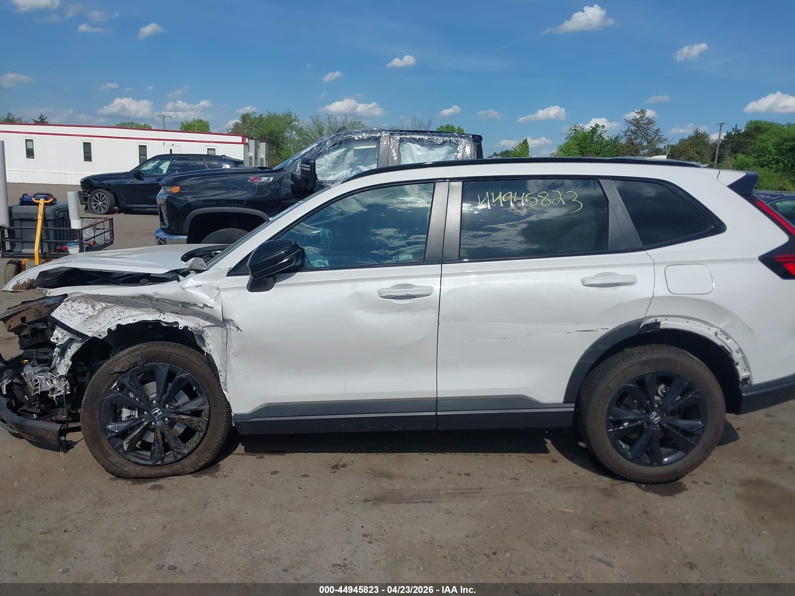 2026 Honda Cr-v Hybrid Awd Sport Touring White vin: 7FARS6H93TE071422