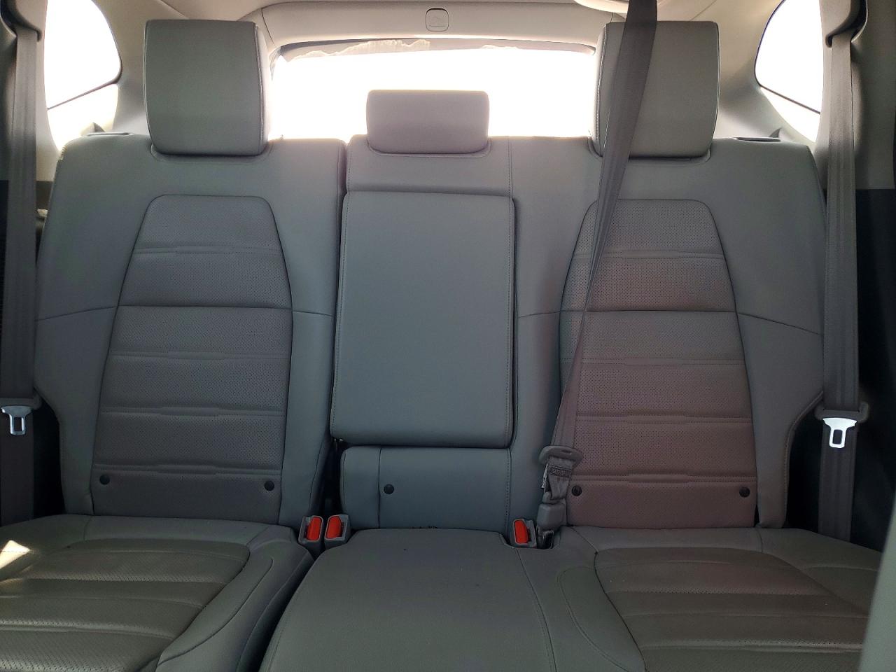 2020 Honda Cr-v Exl Серебряный vin: 7FART6H87LE027167