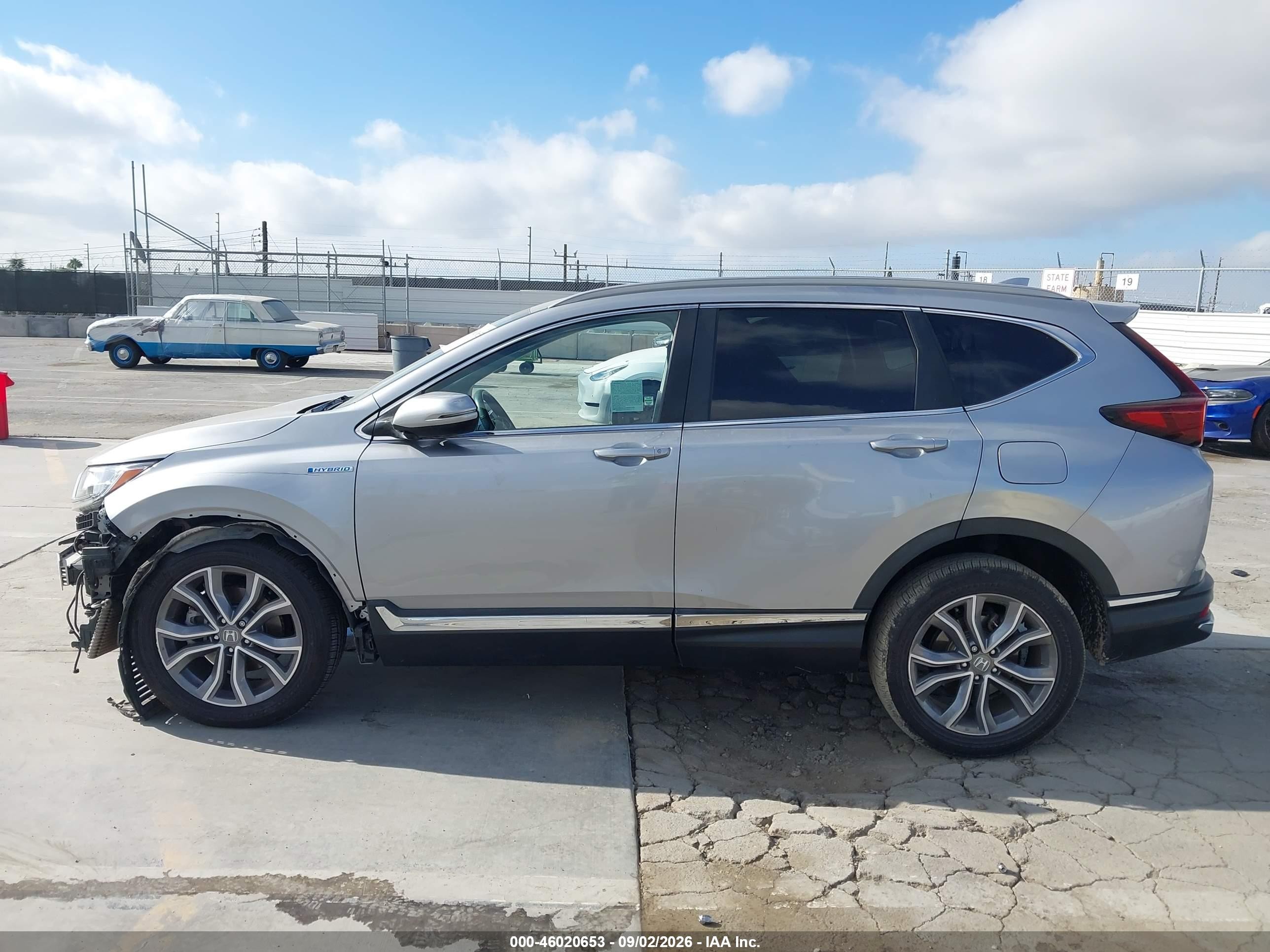 2020 Honda Cr-v Hybrid Touring Silver vin: 7FART6H93LE018541
