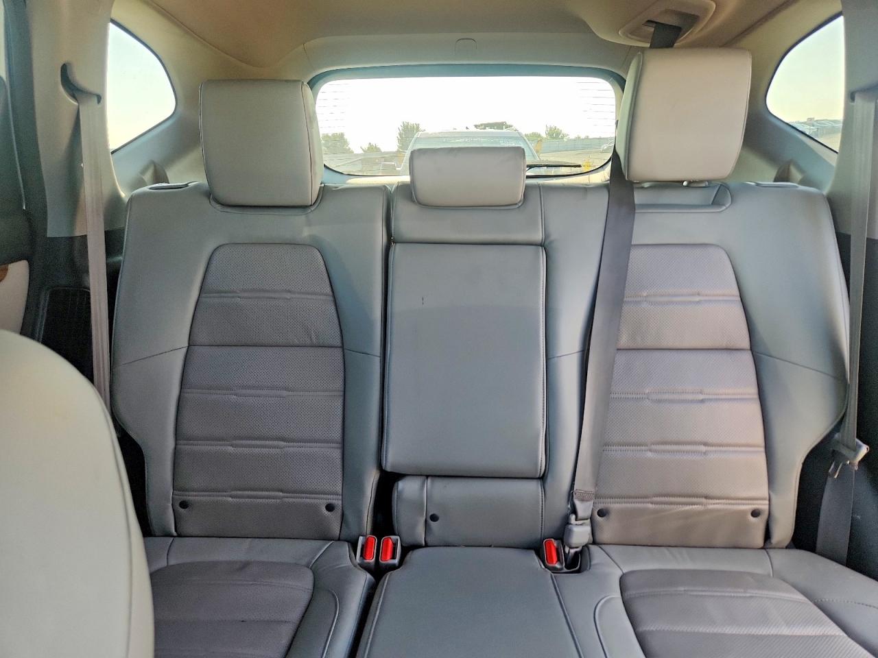 2021 Honda Cr-v Touring Silver vin: 7FART6H98ME025938