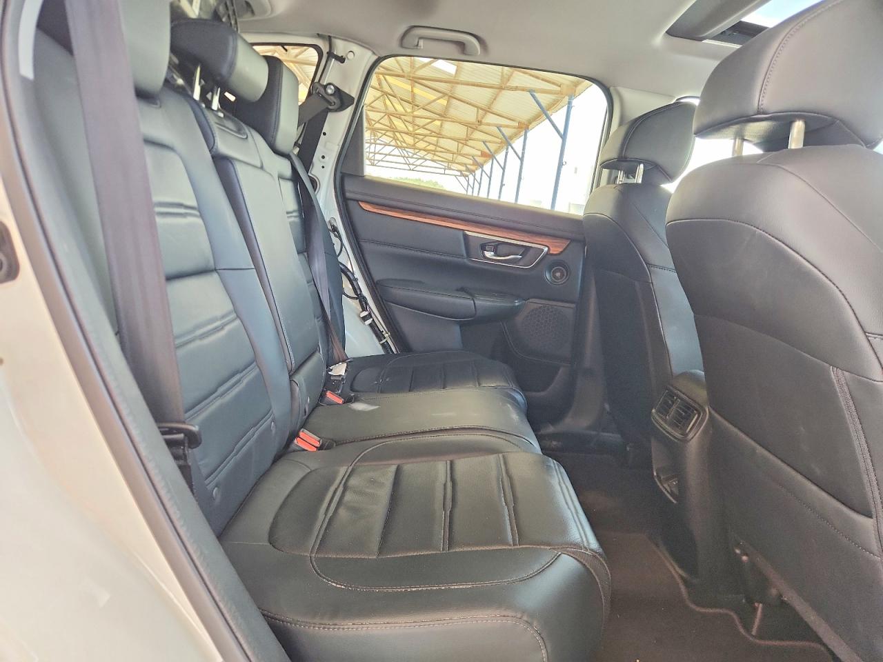 2019 Honda Cr-v Exl White vin: 7FARW1H84KE006642