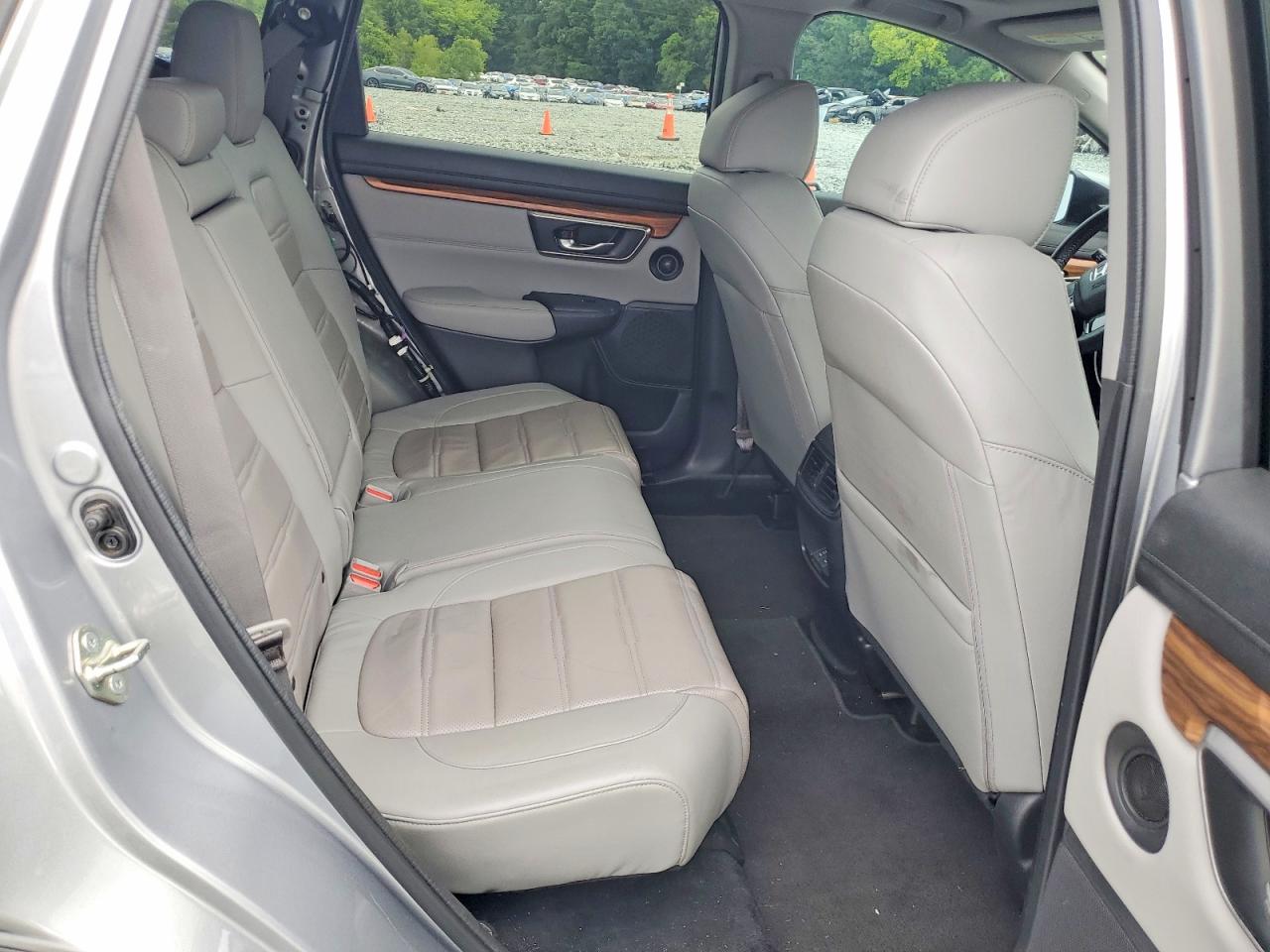 2018 Honda Cr-v Exl Silver vin: 7FARW1H86JE038720