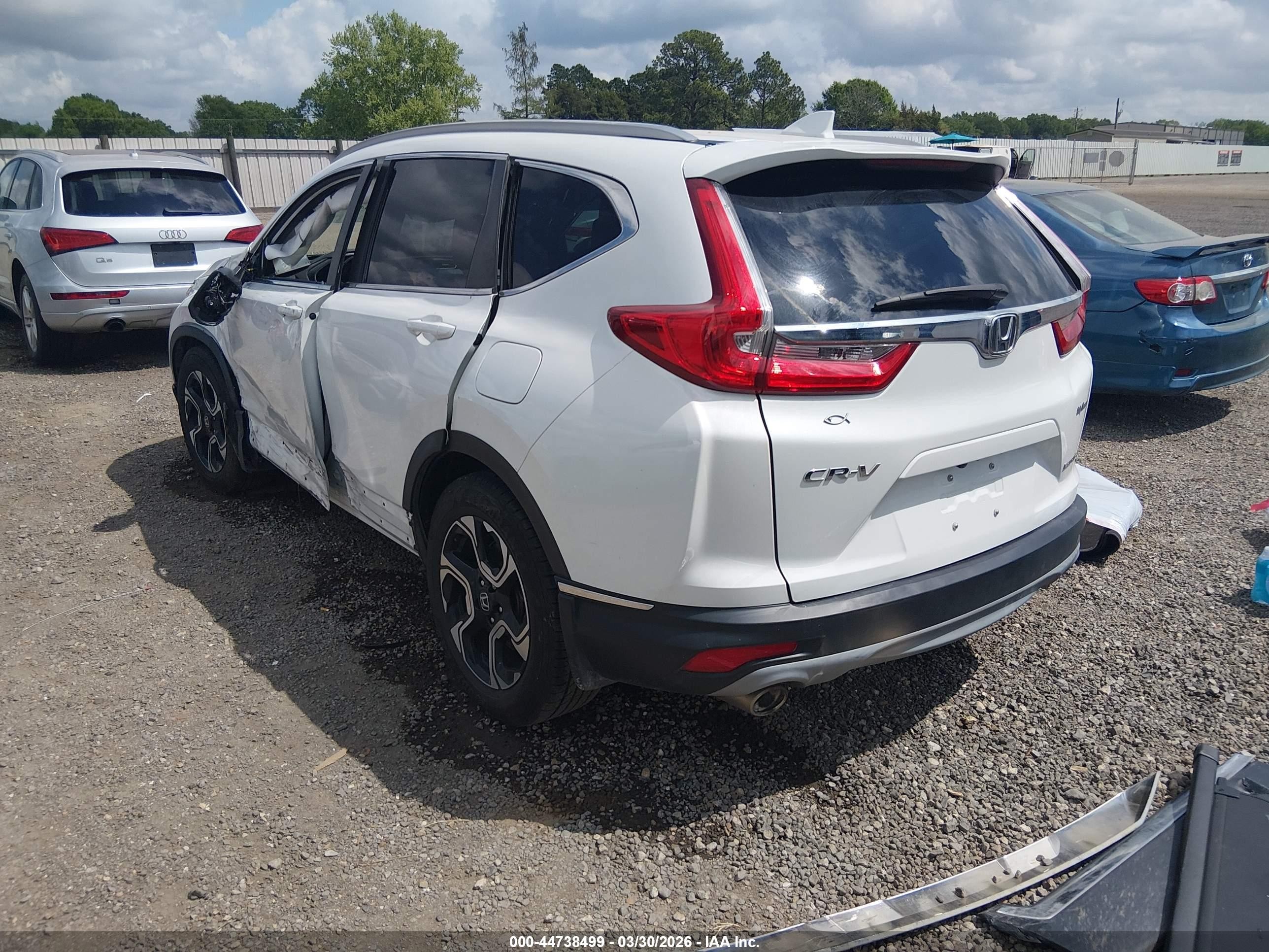 2019 Honda Cr-v Touring Белый vin: 7FARW1H99KE015118