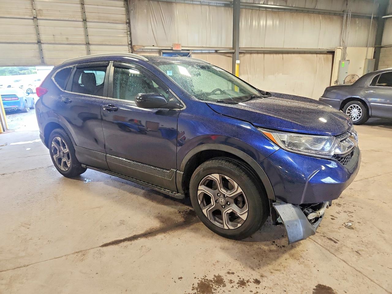 2018 Honda Cr-v Ex Синий vin: 7FARW2H50JE042726