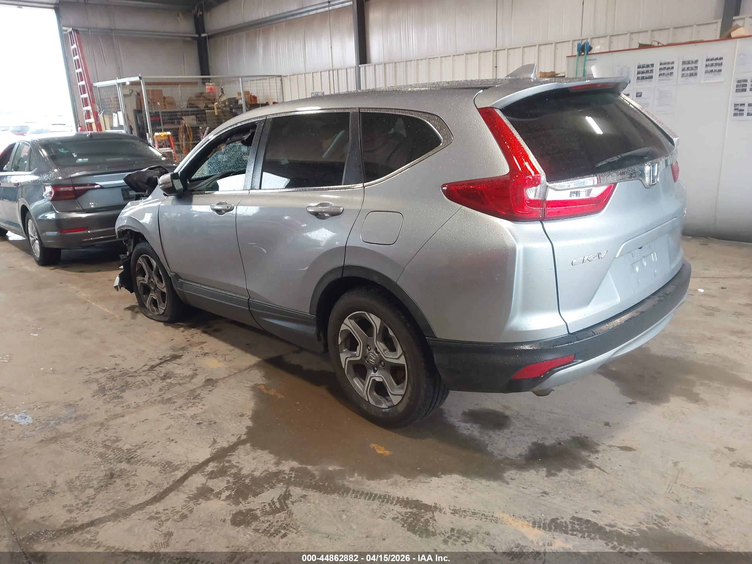 2019 Honda Cr-v Ex Silver vin: 7FARW2H53KE043158
