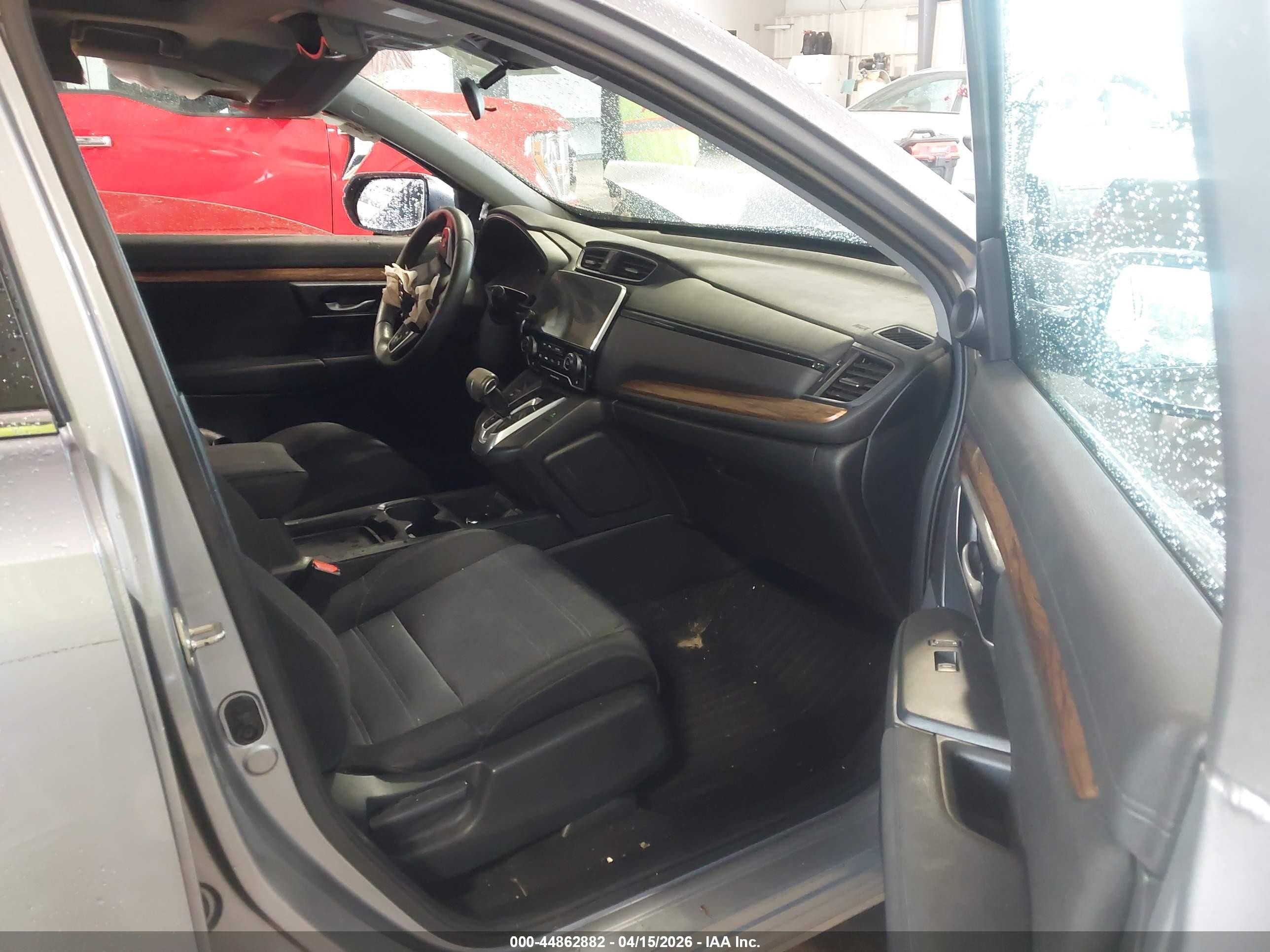 2019 Honda Cr-v Ex Silver vin: 7FARW2H53KE043158