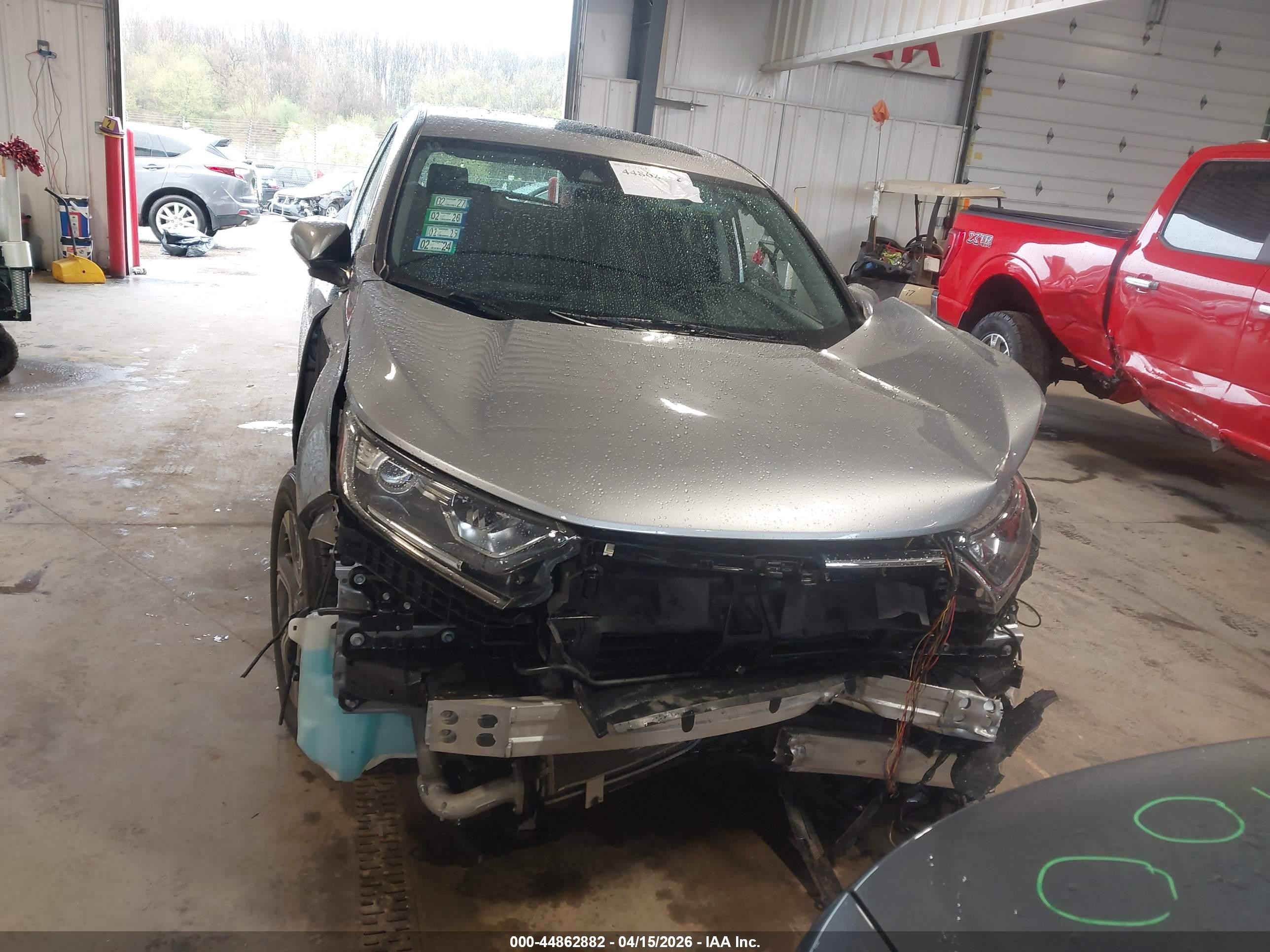 2019 Honda Cr-v Ex Silver vin: 7FARW2H53KE043158