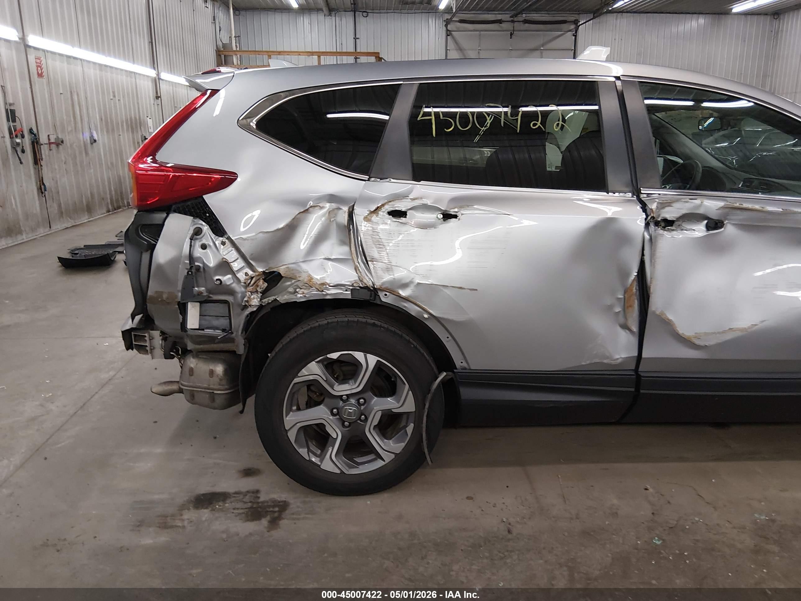 2019 Honda Cr-v Ex Silver vin: 7FARW2H55KE041881