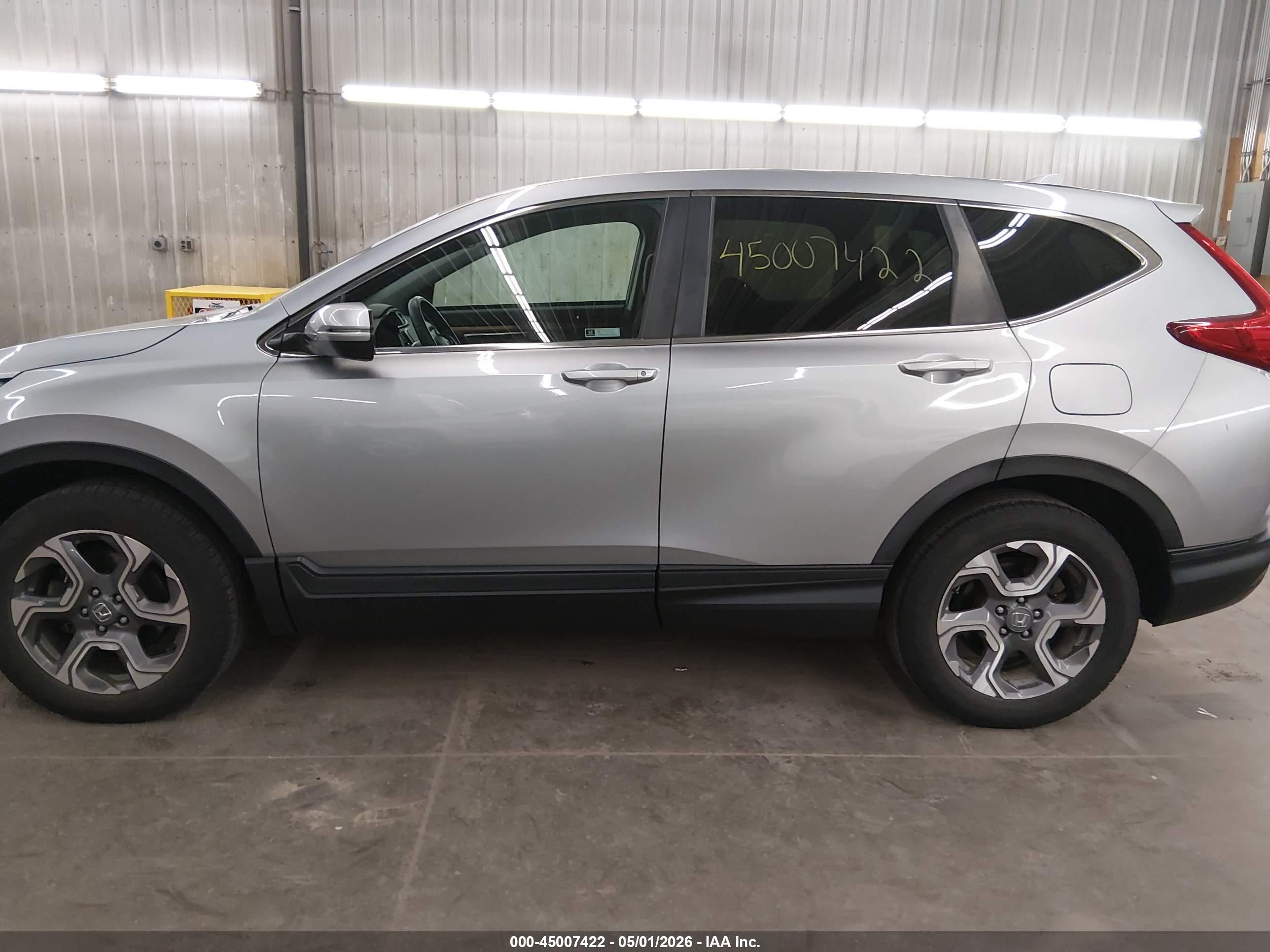 2019 Honda Cr-v Ex Silver vin: 7FARW2H55KE041881