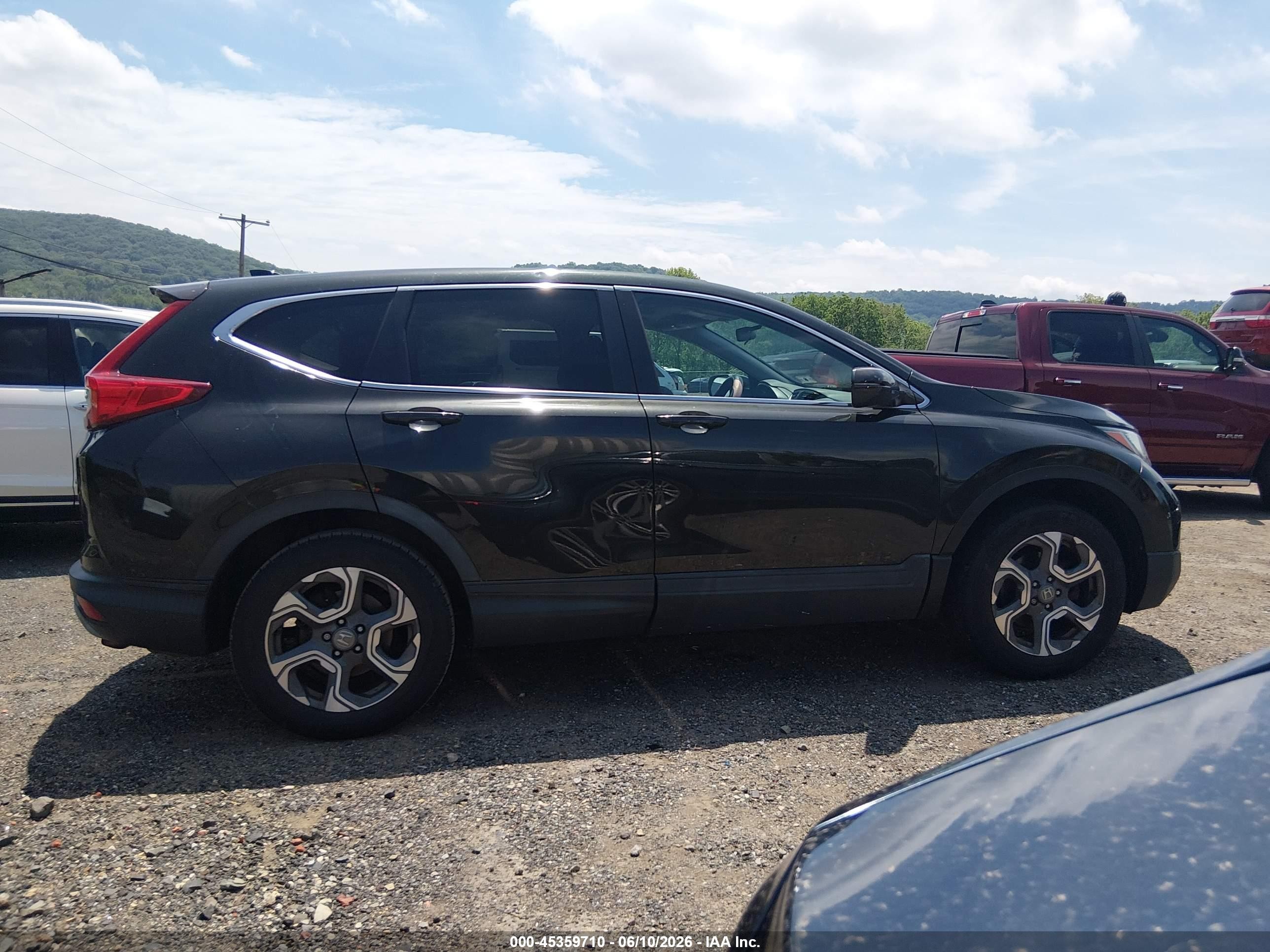 2018 Honda Cr-v Ex Серый vin: 7FARW2H58JE058284