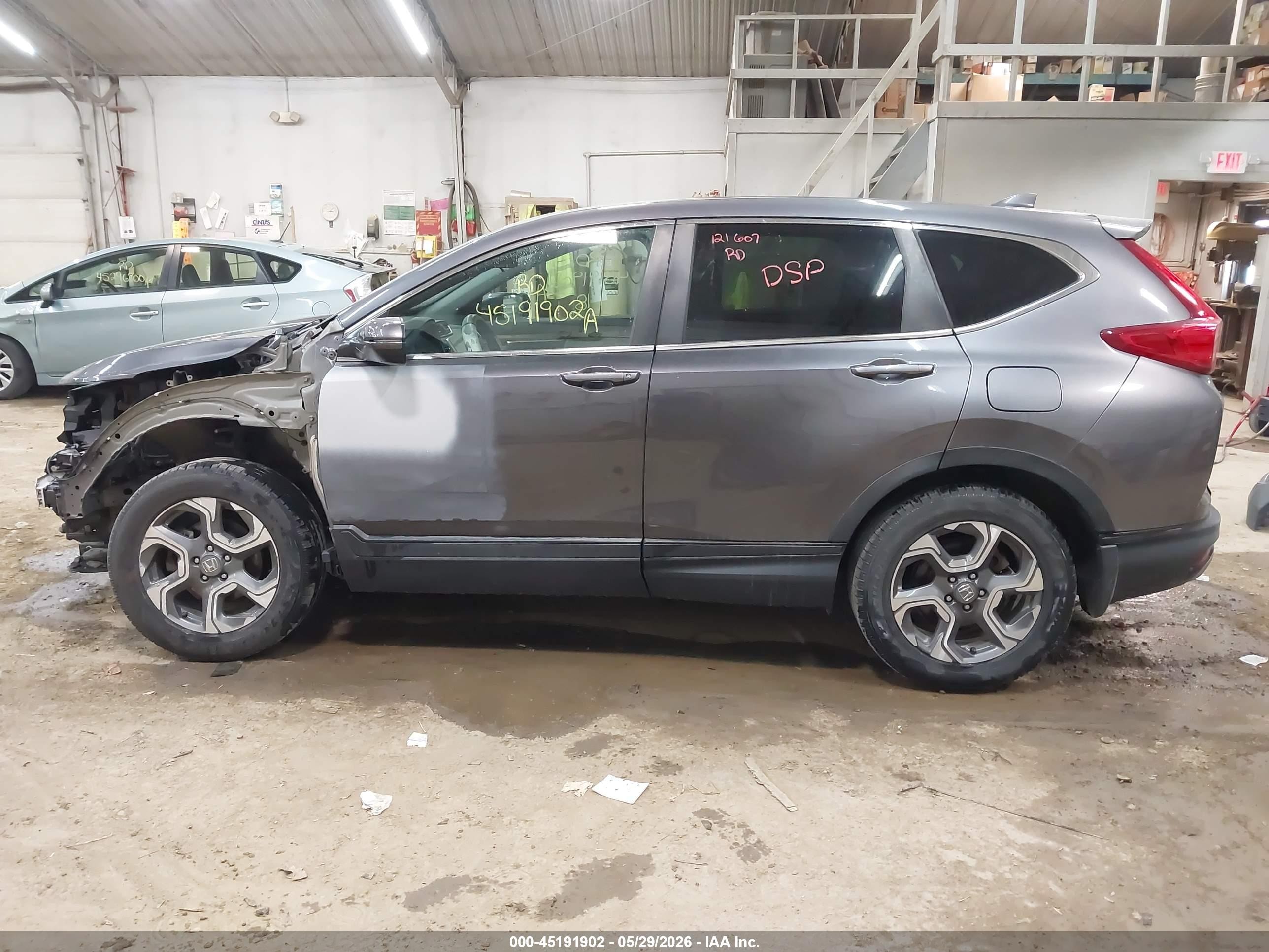 2018 Honda Cr-v Ex Gray vin: 7FARW2H5XJE046153