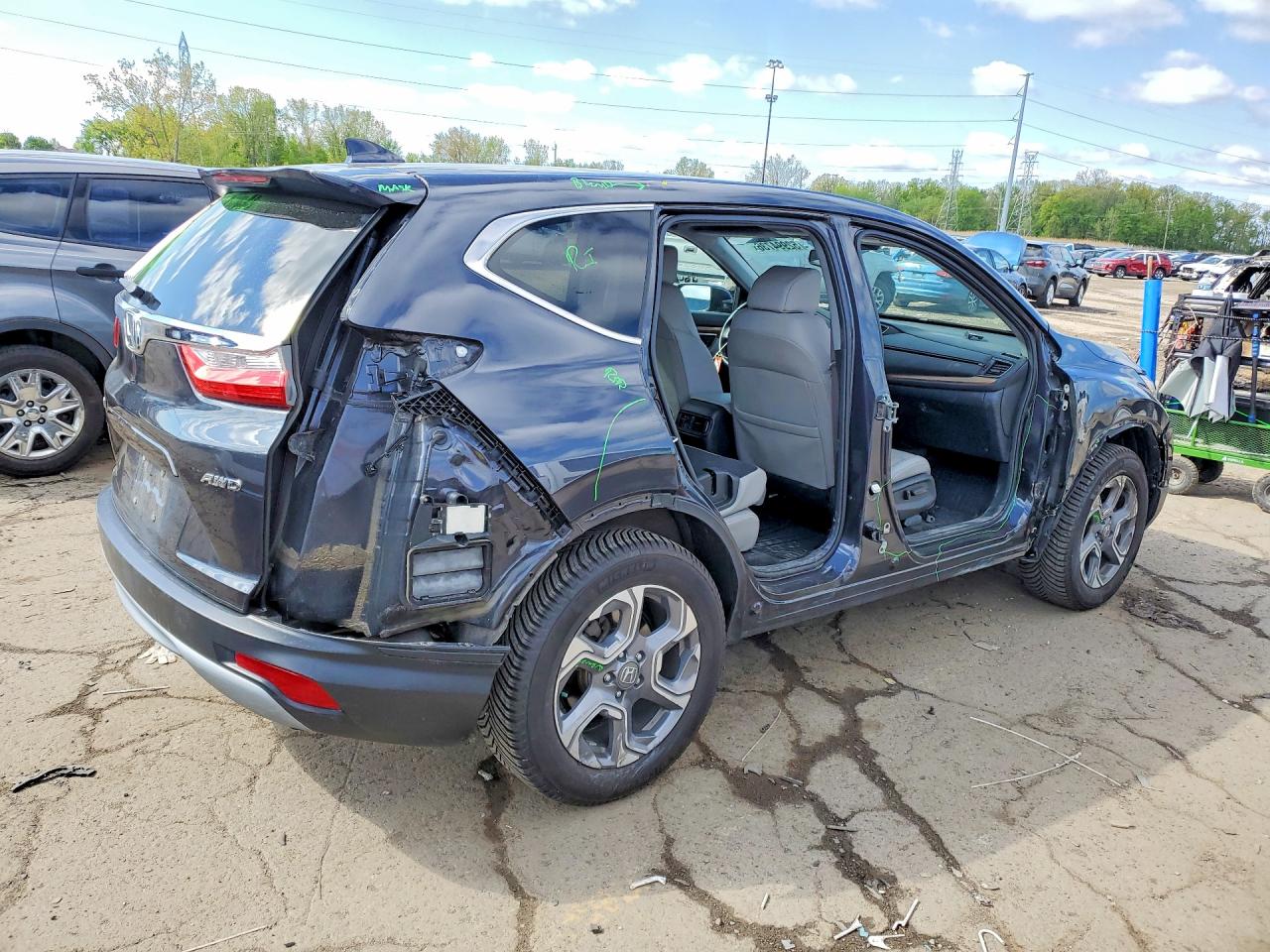 2018 Honda Cr-v Exl Серый vin: 7FARW2H89JE028642
