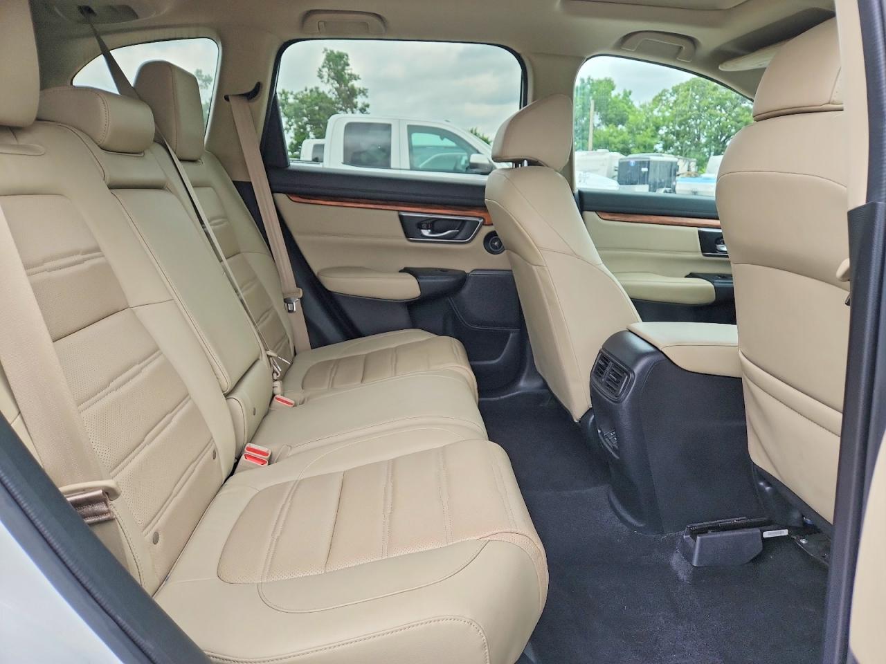 2019 Honda Cr-v Exl White vin: 7FARW2H8XKE063417
