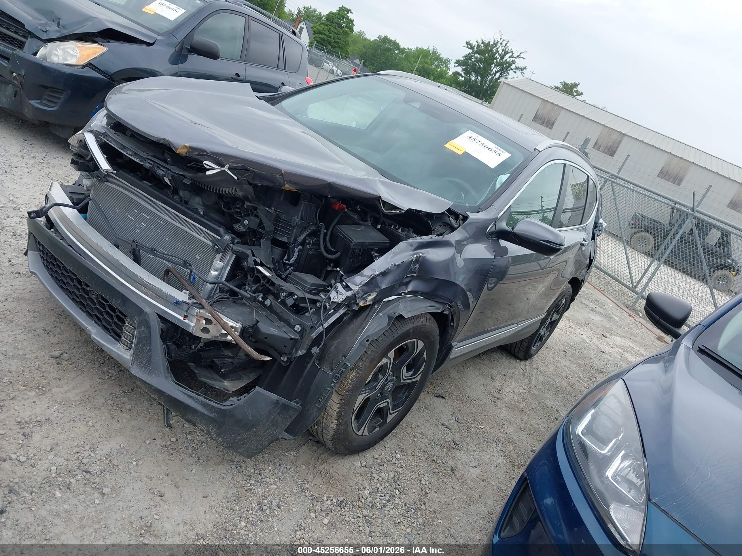 2019 Honda Cr-v Touring Gray vin: 7FARW2H92KE003138