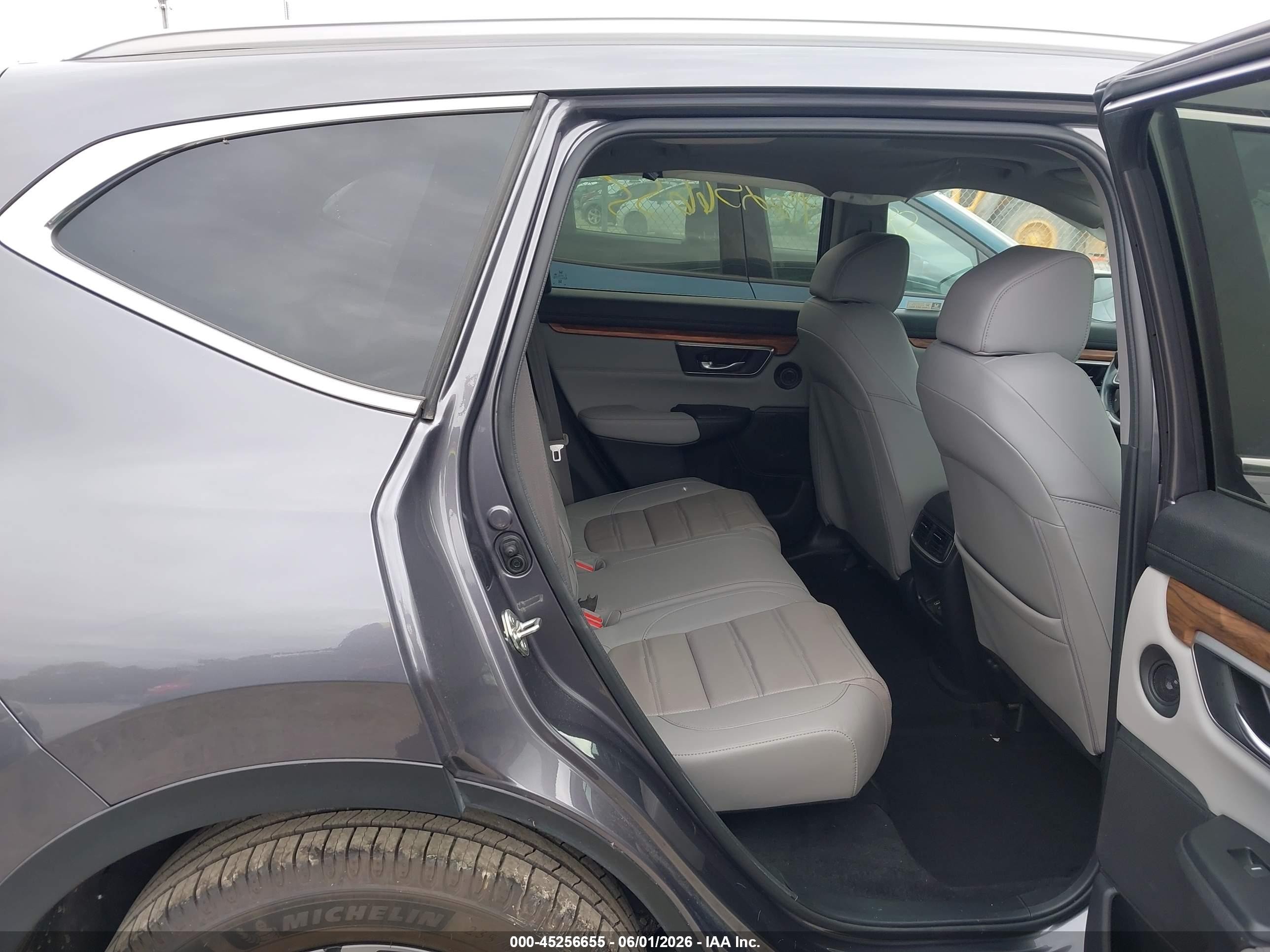 2019 Honda Cr-v Touring Gray vin: 7FARW2H92KE003138