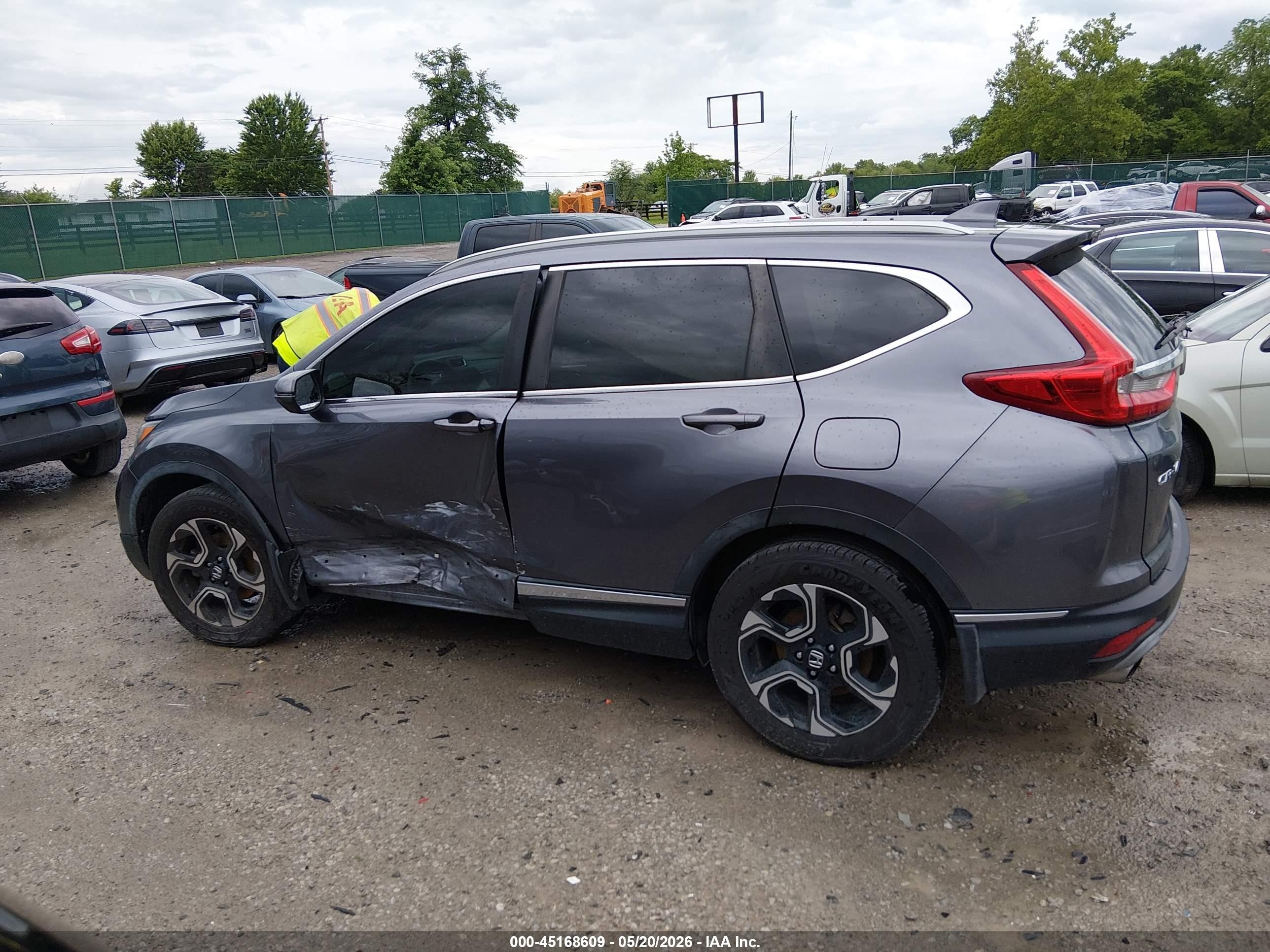 2018 Honda Cr-v Touring Gray vin: 7FARW2H93JE083449