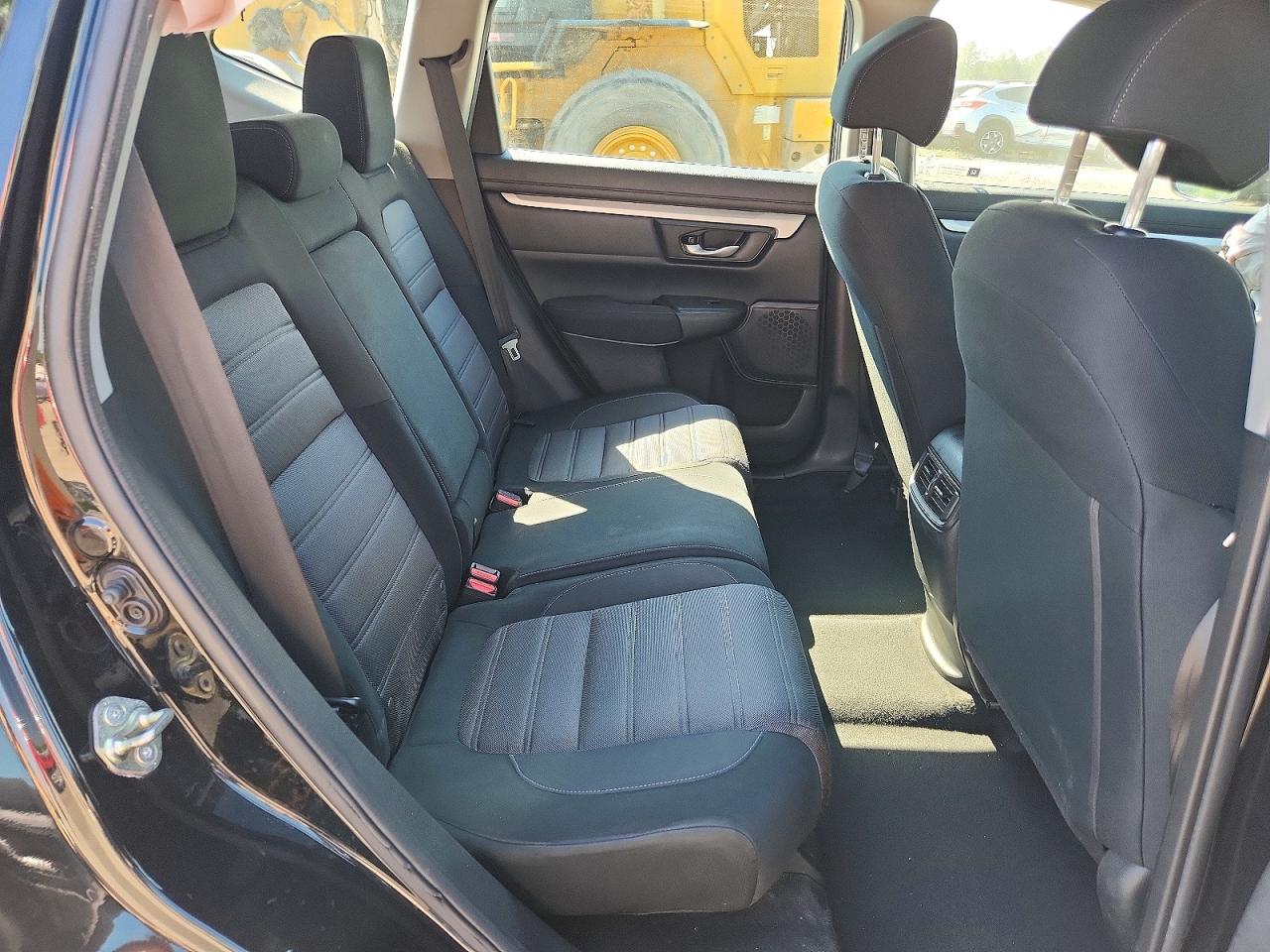 2017 Honda Cr-v Lx Black vin: 7FARW5H34HE000392