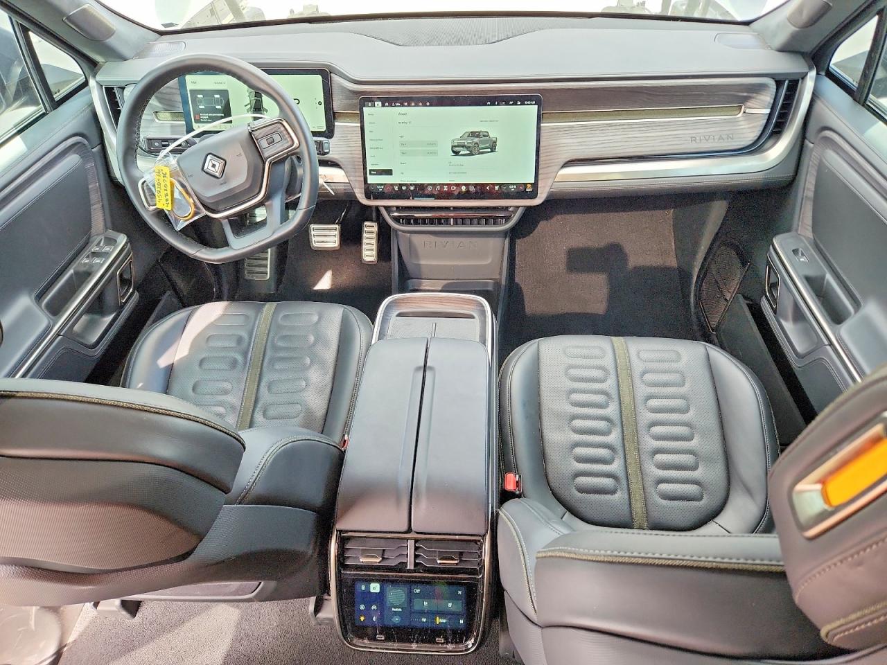 2023 Rivian R1t Adventure Gray vin: 7FCTGAAA4PN019695