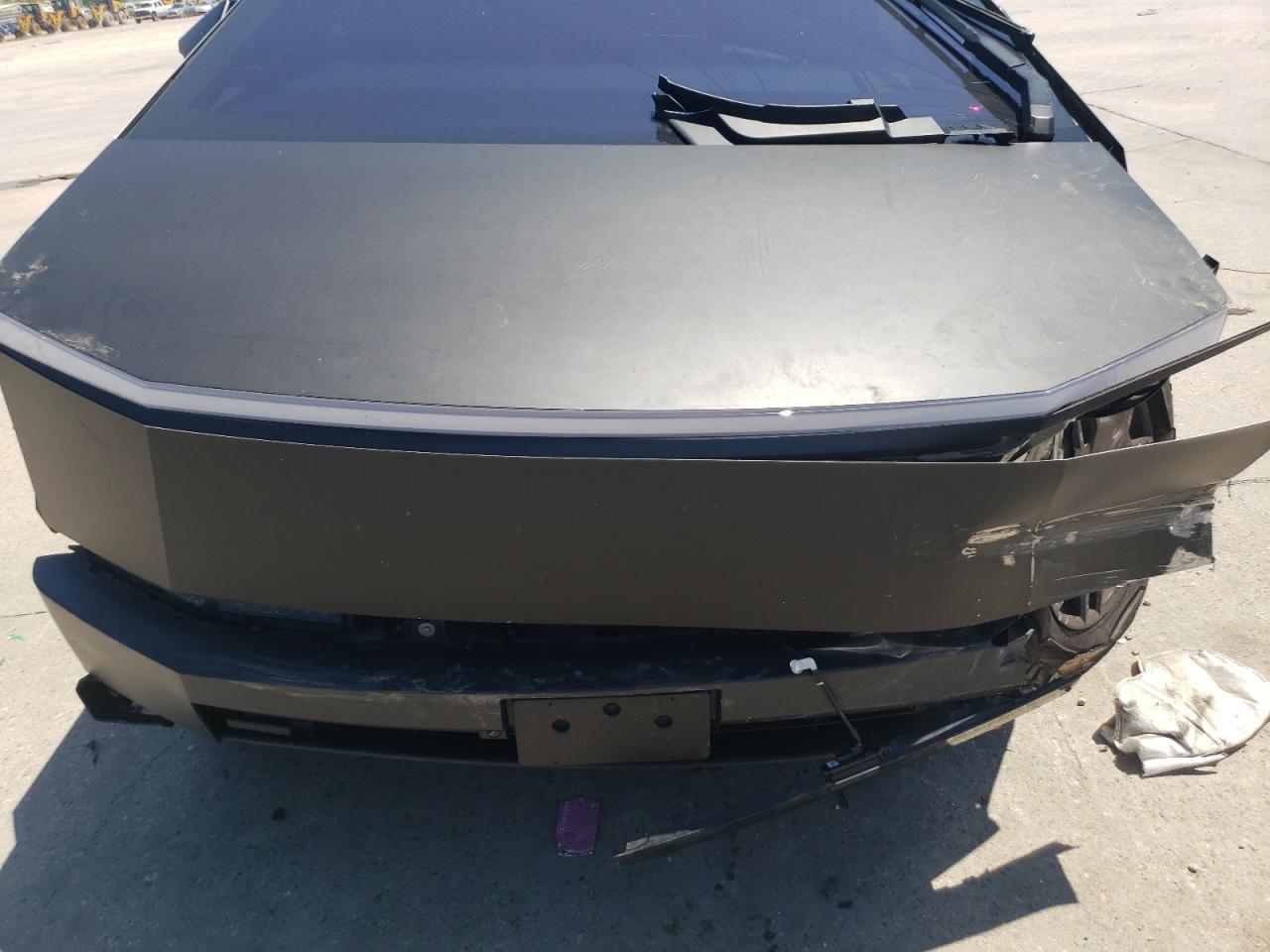 2024 Tesla Cybertruck Черный vin: 7G2CEHED9RA008292