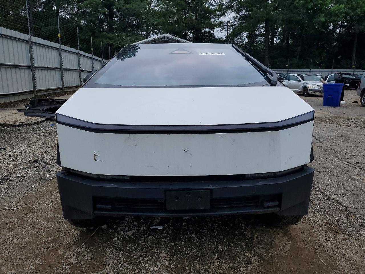 2024 Tesla Cybertruck White vin: 7G2CEHEE8RA044371
