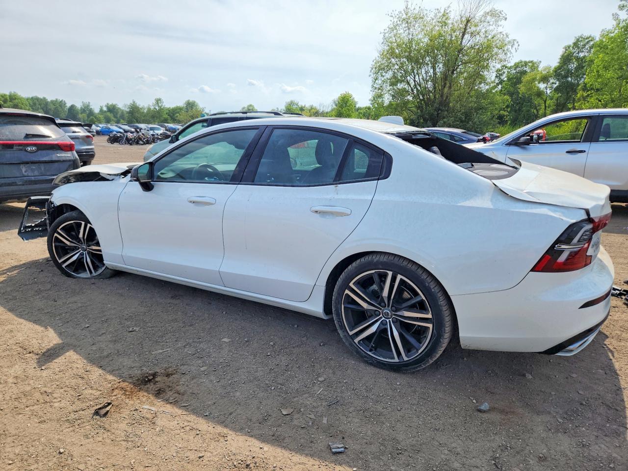 2021 Volvo S60 T5 R-design White vin: 7JR102TM1MG108558