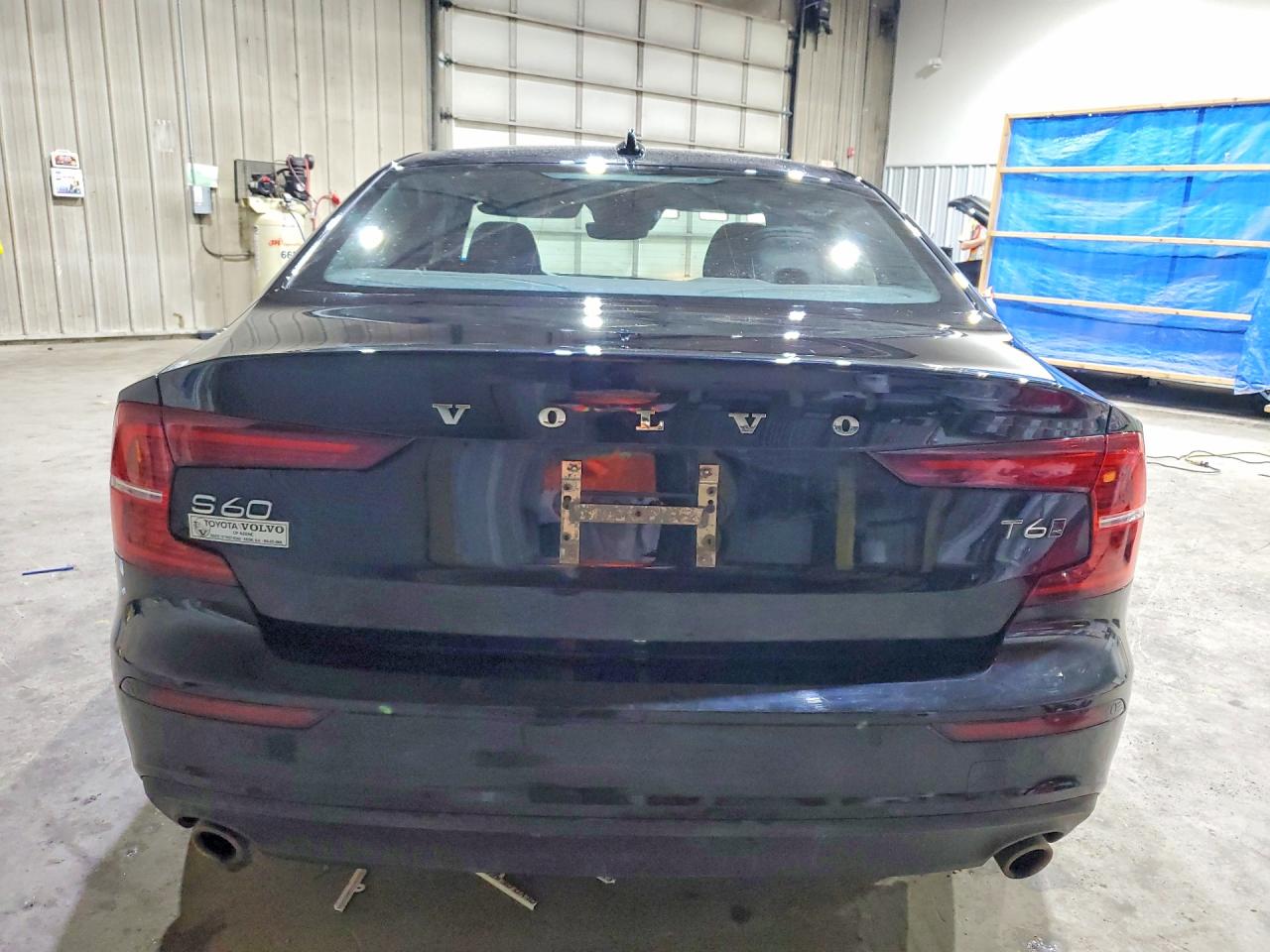 2020 Volvo S60 T6 Momentum Black vin: 7JRA22TKXLG066480