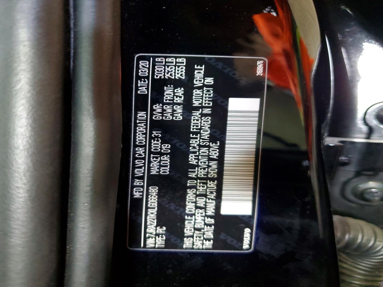 2020 Volvo S60 T6 Momentum Black vin: 7JRA22TKXLG066480
