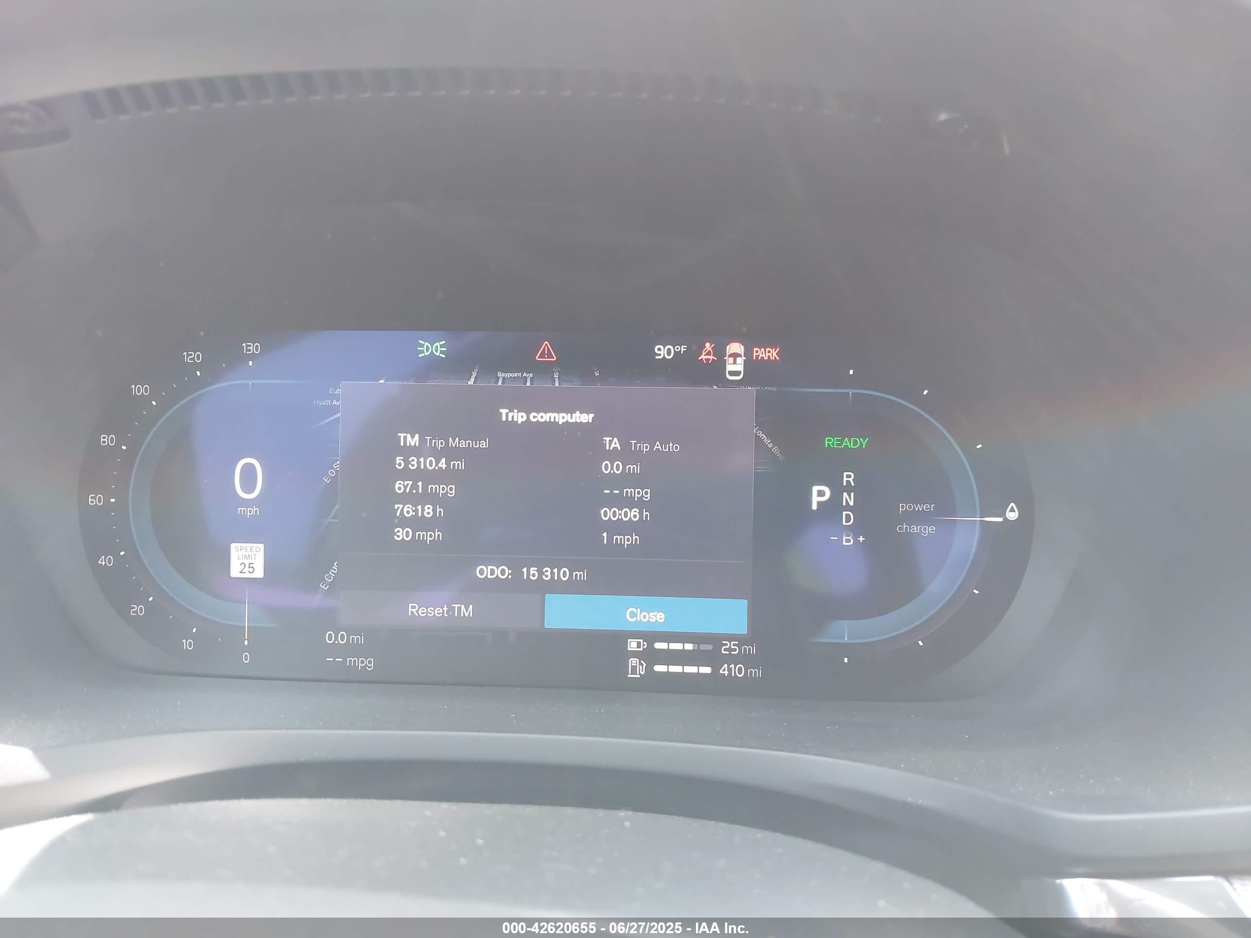 2024 Volvo S60 Recharge Plug-in Hybrid T8 Plus Black Edition White vin: 7JRH60FHXRG312511